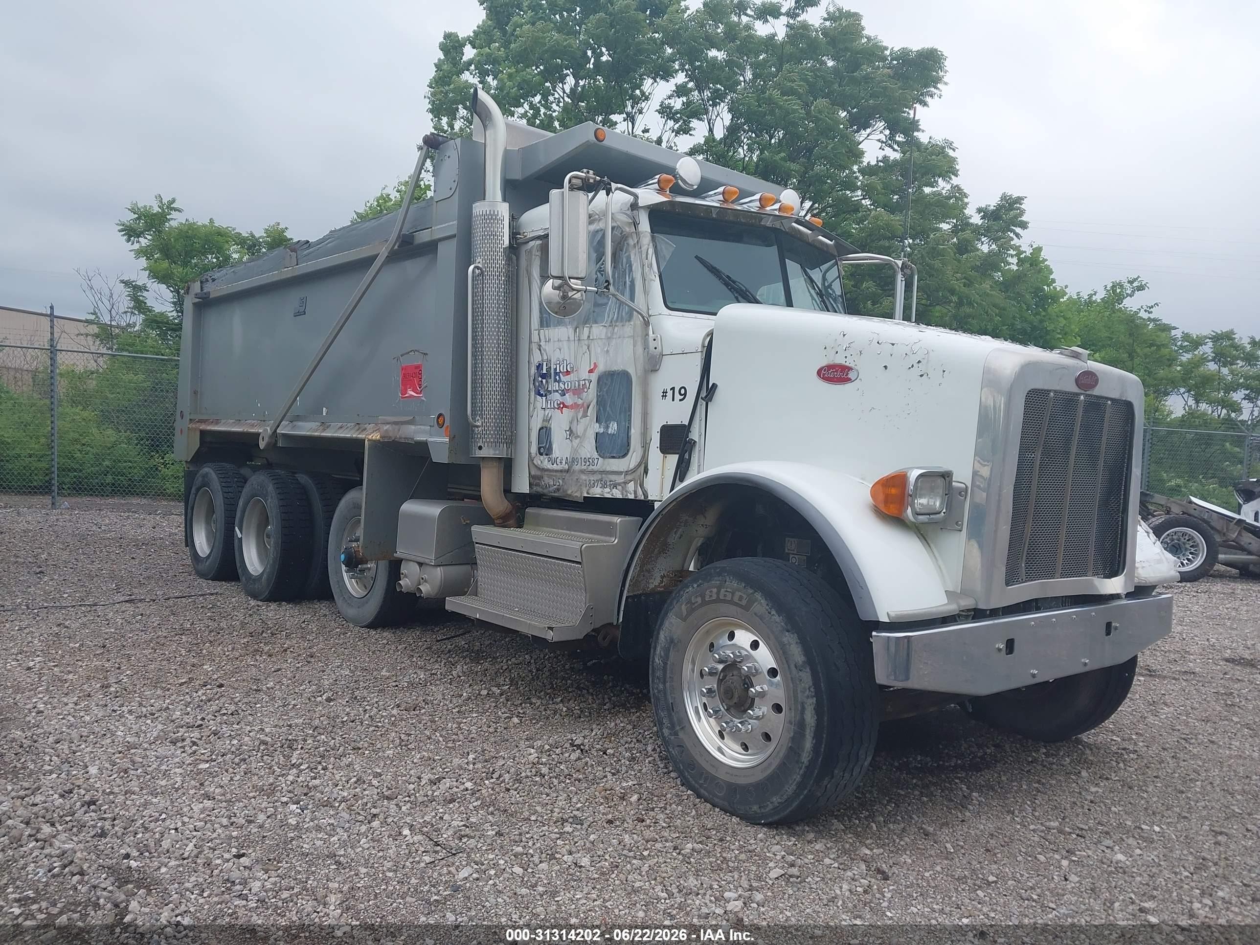 2018 Peterbilt 365 VIN 1NPSXPEX3JD460839 — IAAI salvage auction photo