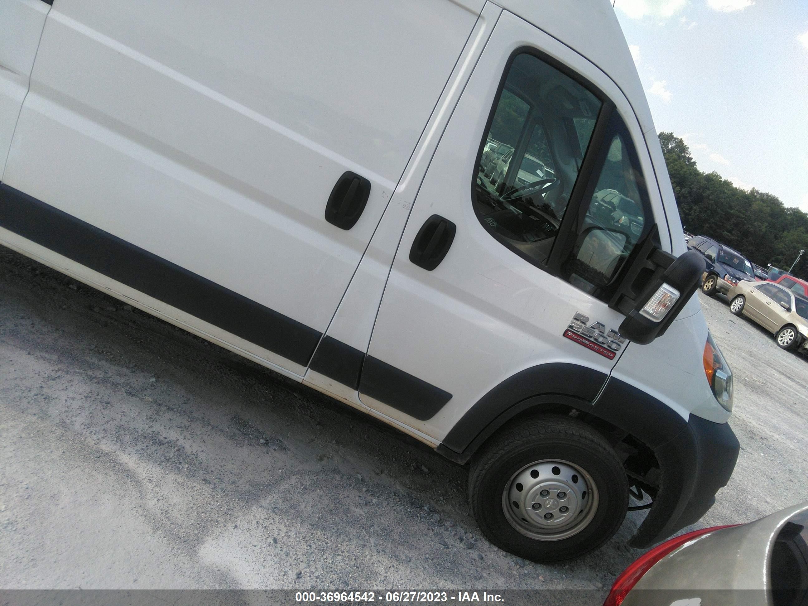 2021 Ram ProMaster 2500 VIN 3C6LRVCG0ME530479 — IAAI salvage auction photo