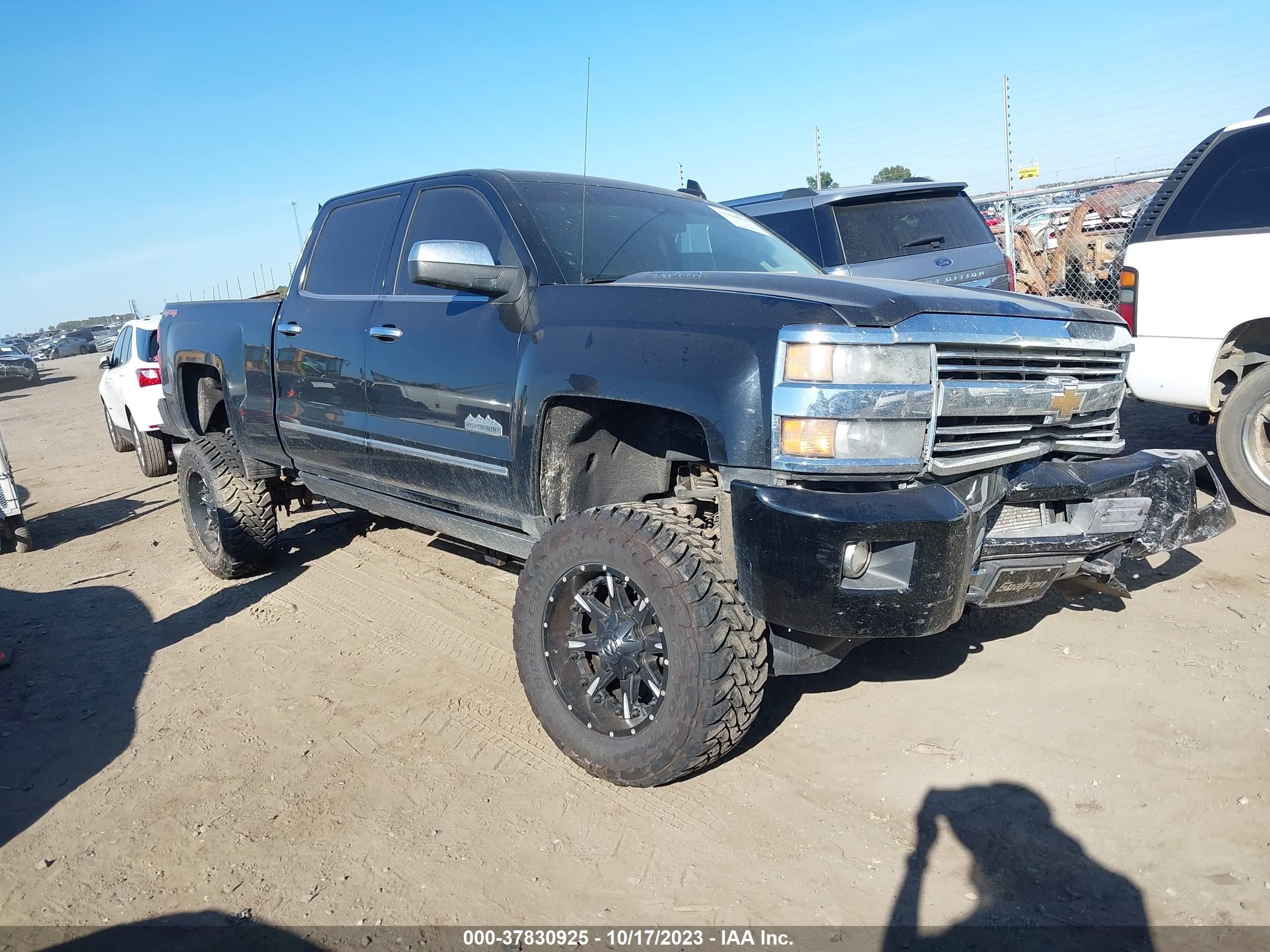 2015 Chevrolet Silverado 2500 VIN 1GC1KXE89FF602536 — IAAI salvage auction photo