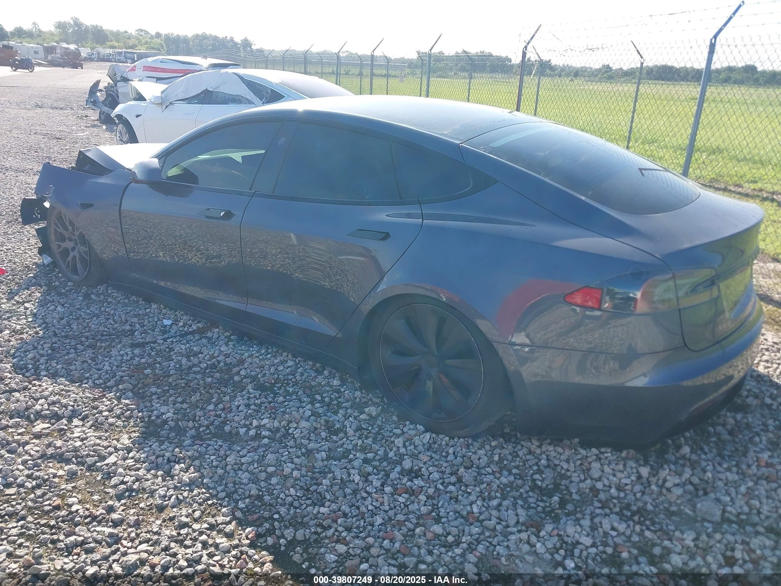 2021 Tesla Model s VIN 5YJSA1E57MF430387 IAAI salvage auction — Front End, Rebuildable (Florida), sold $11,500 on 2026-09-14 (photo 3)
