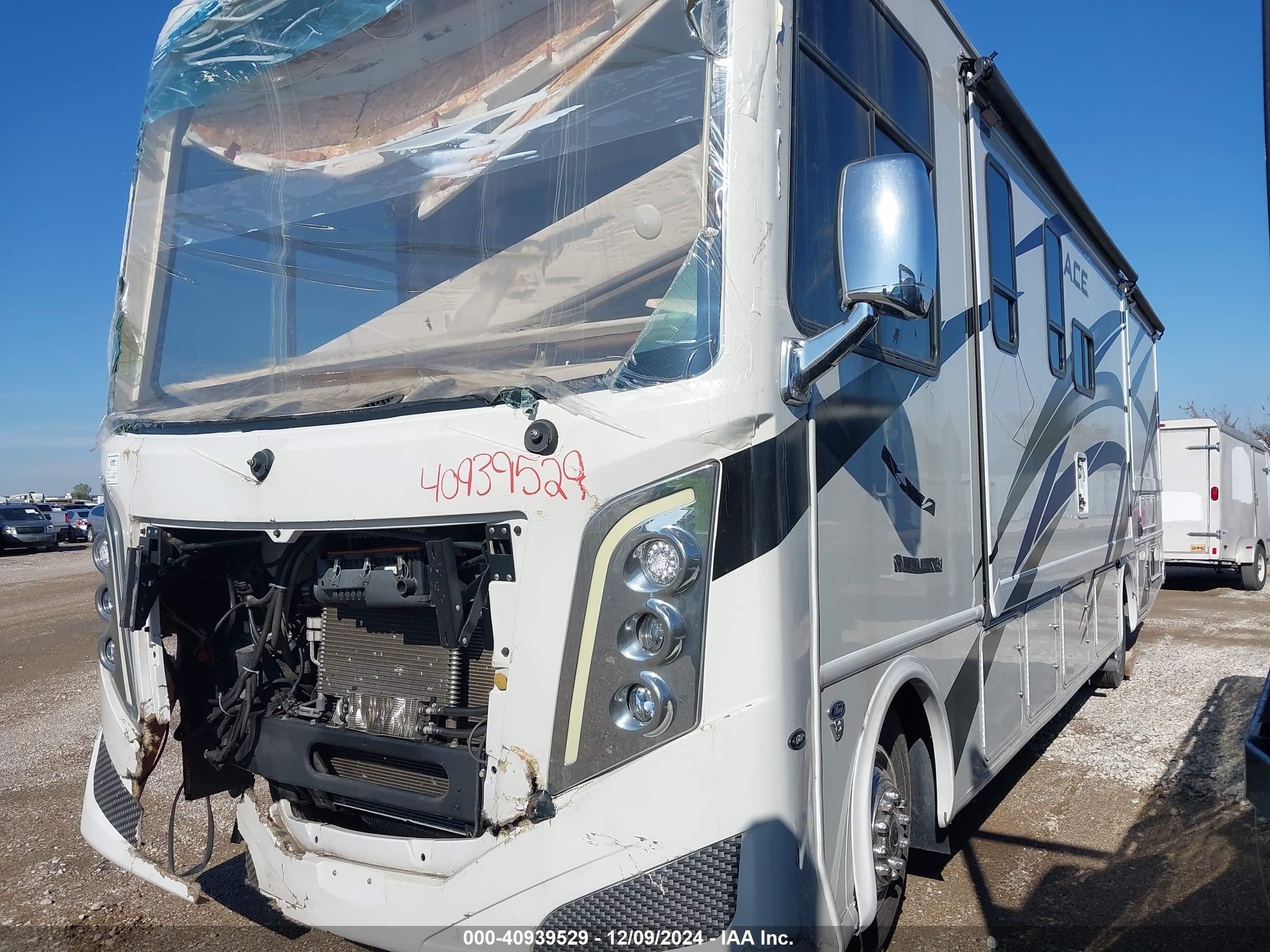 2022 Ford VIN 1F65F5DN5N0A18916 IAAI salvage auction — Front End, Salvage Title (Texas), sold $5,950 on 2025-06-04 (photo 2)
