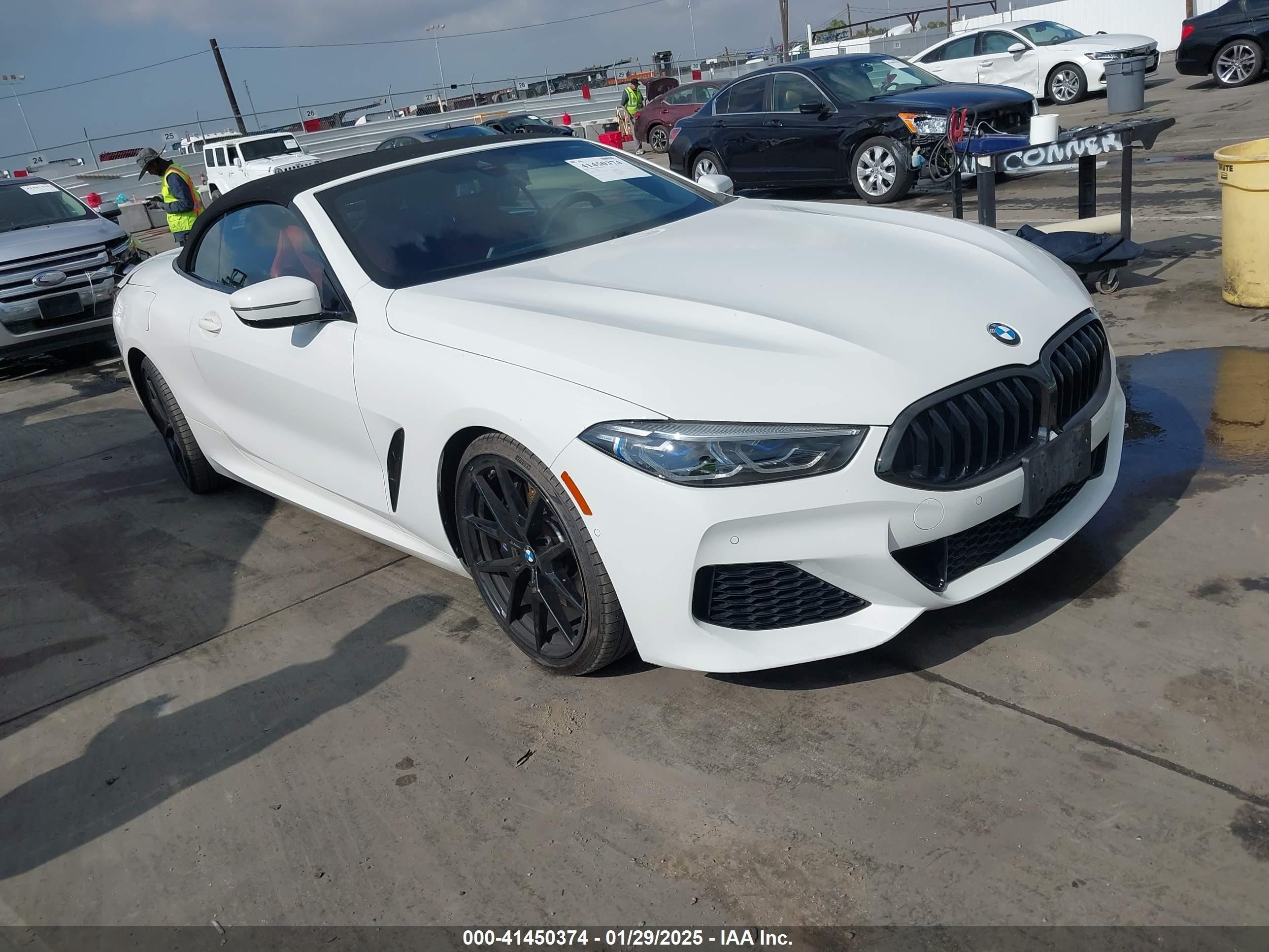2021 BMW 8 Series VIN WBADZ2C0XMCG06912 — IAAI salvage auction photo