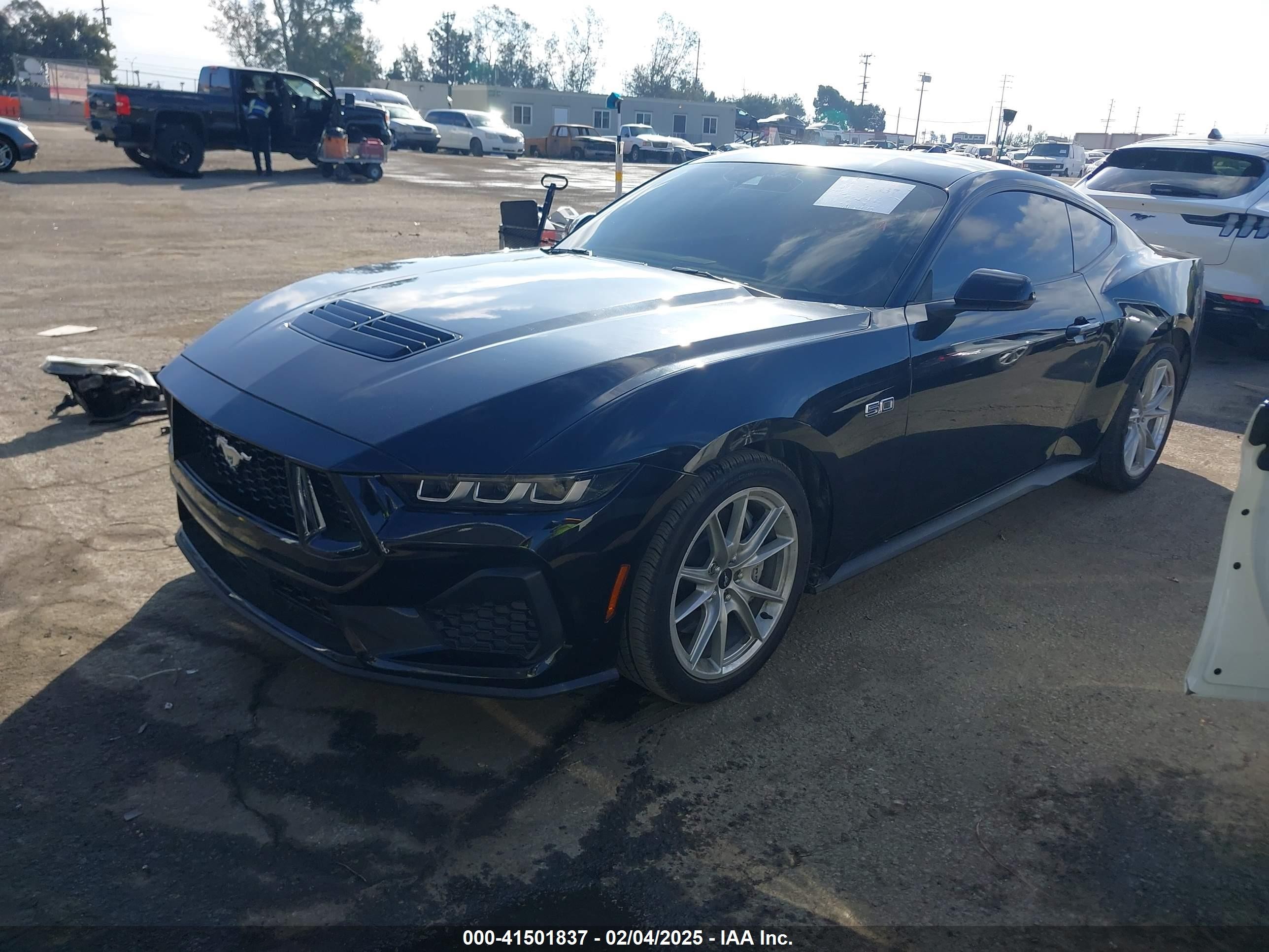 2024 Ford Mustang VIN 1FA6P8CF4R5432052 IAAI salvage auction — Unknown, Salvage Title, sold $9,200 on 2026-07-10 (photo 2)