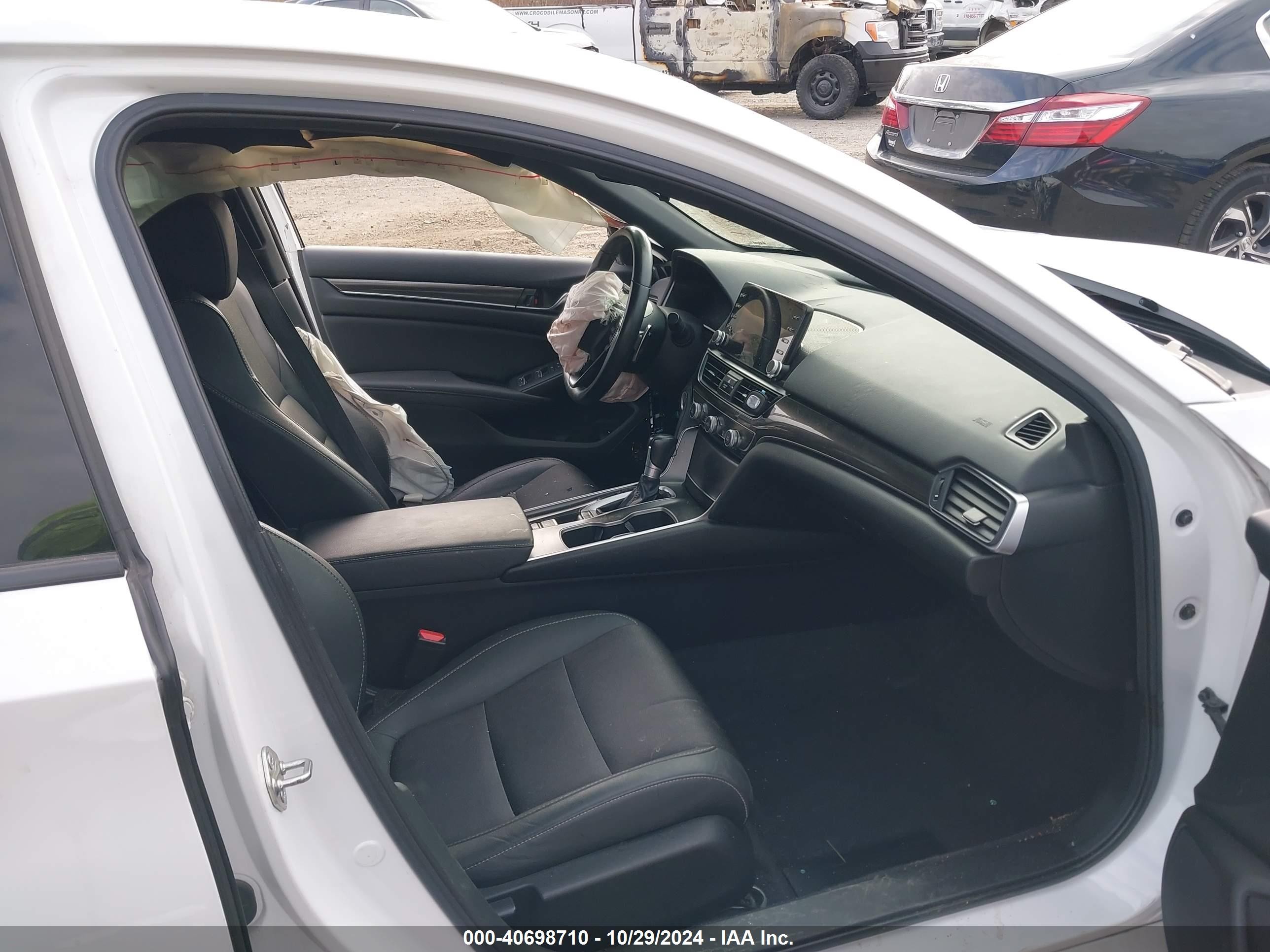 2020 Honda Accord VIN 1HGCV1F36LA142634 IAAI salvage auction — Front End, Salvage (Massachusetts), sold $2,450 on 2026-09-04 (photo 5)