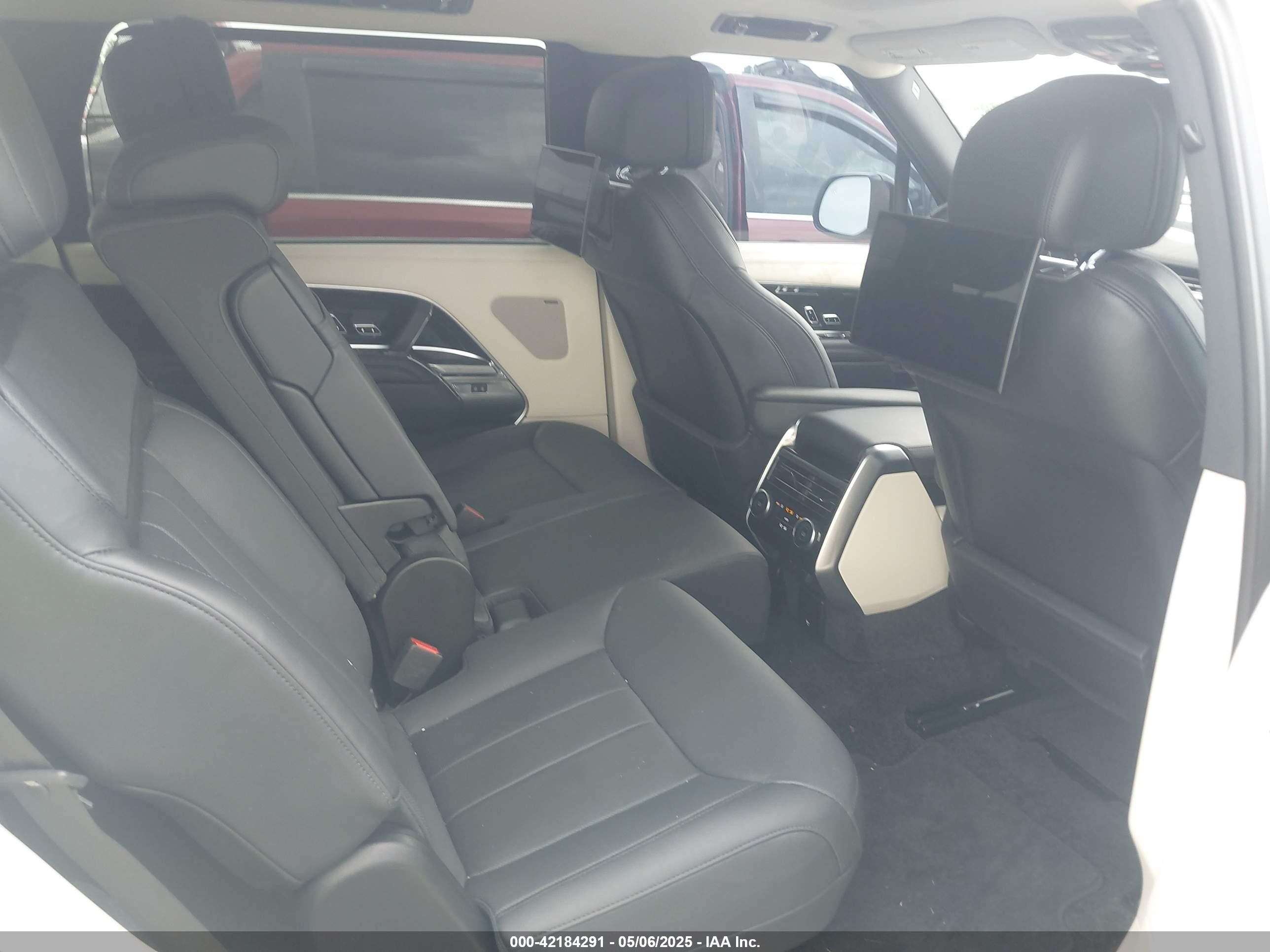 2023 Land rover Rangerover VIN SALKPBE7XPA025006 IAAI salvage auction — Theft, Original (Texas), sold $85,250 on 2025-10-20 (photo 8)