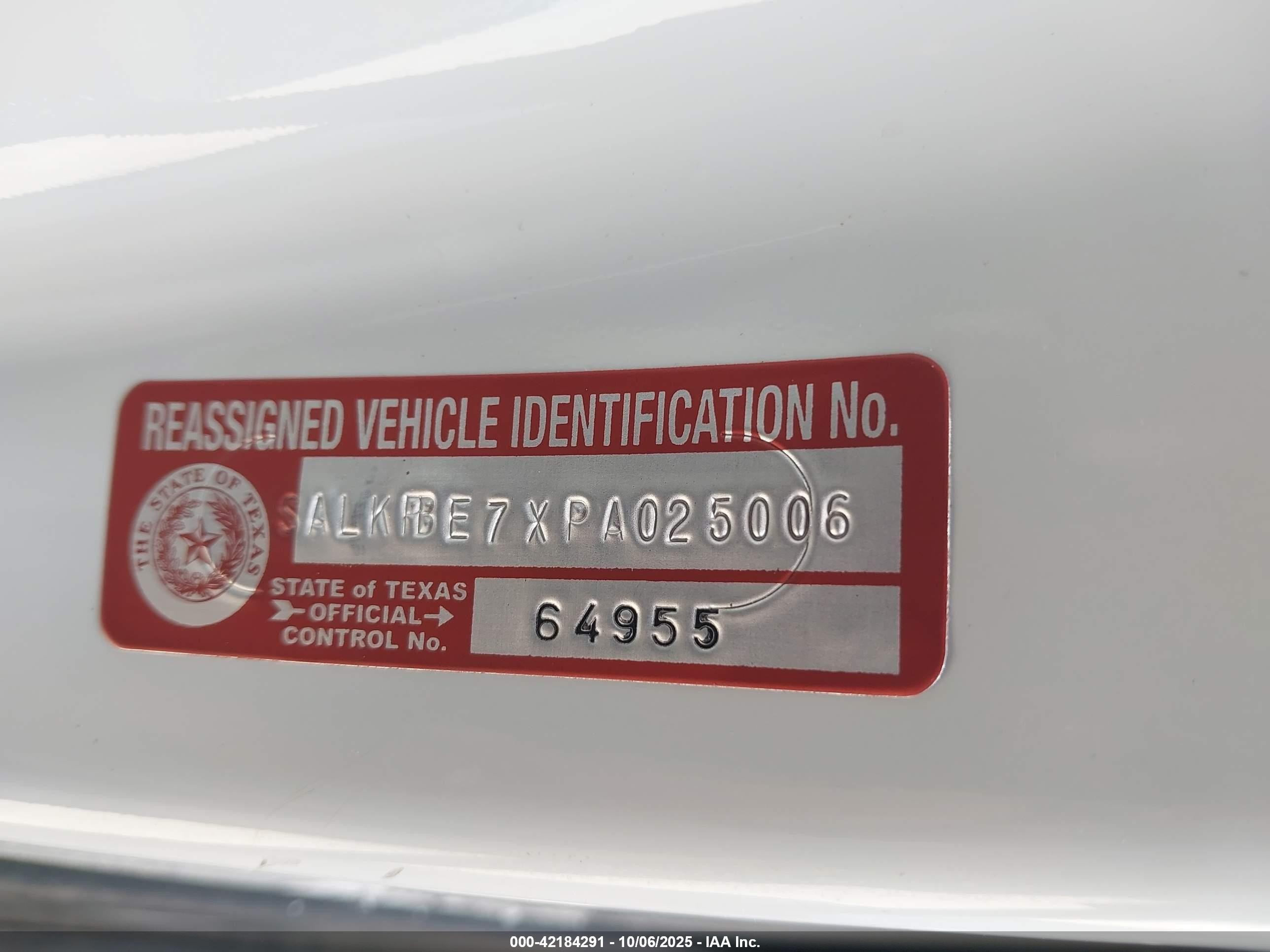 2023 Land rover Rangerover VIN SALKPBE7XPA025006 IAAI salvage auction — Theft, Original (Texas), sold $85,250 on 2025-10-20 (photo 9)