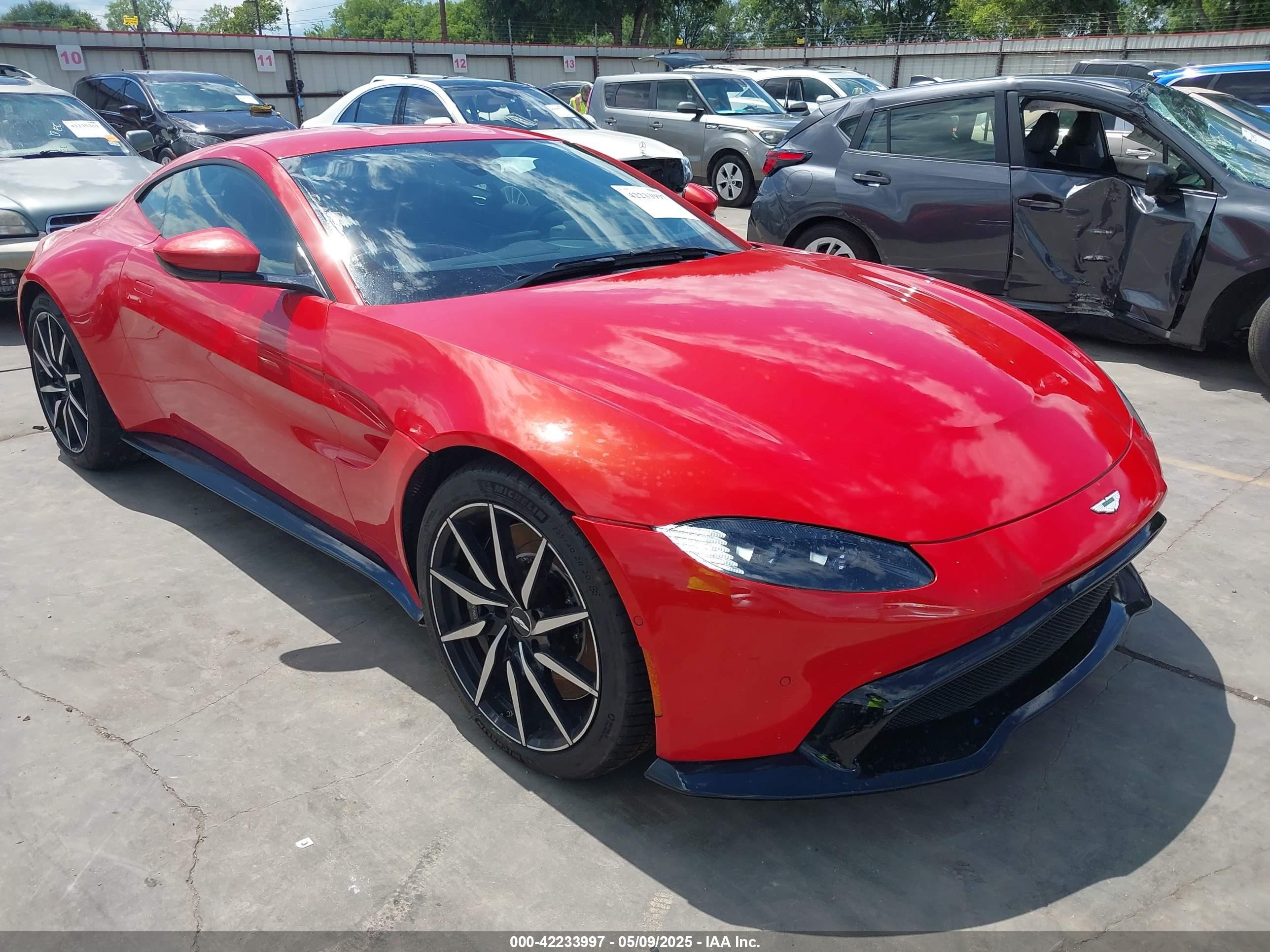 2020 Aston martin Vantage VIN SCFSMGAW5LGN04596 IAAI salvage auction — Side, Salvage (Texas), sold $45,850 on 2025-09-30 (photo 1)