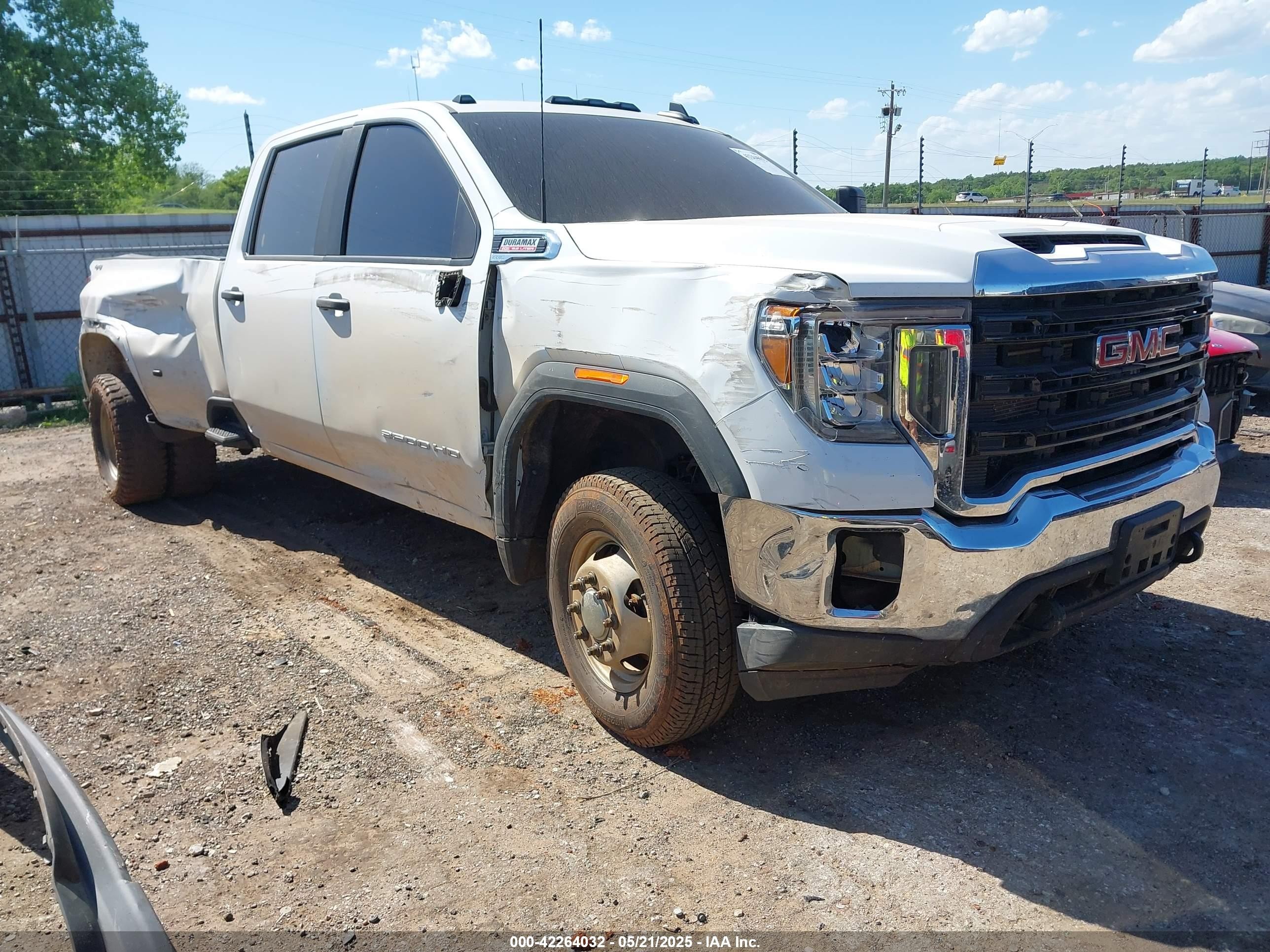 2023 Gmc SIERRA VIN 1GT49SEY8PF220169 IAAI salvage auction — Side, Salvage (Oklahoma), sold $15,450 on 2025-07-16 (photo 1)