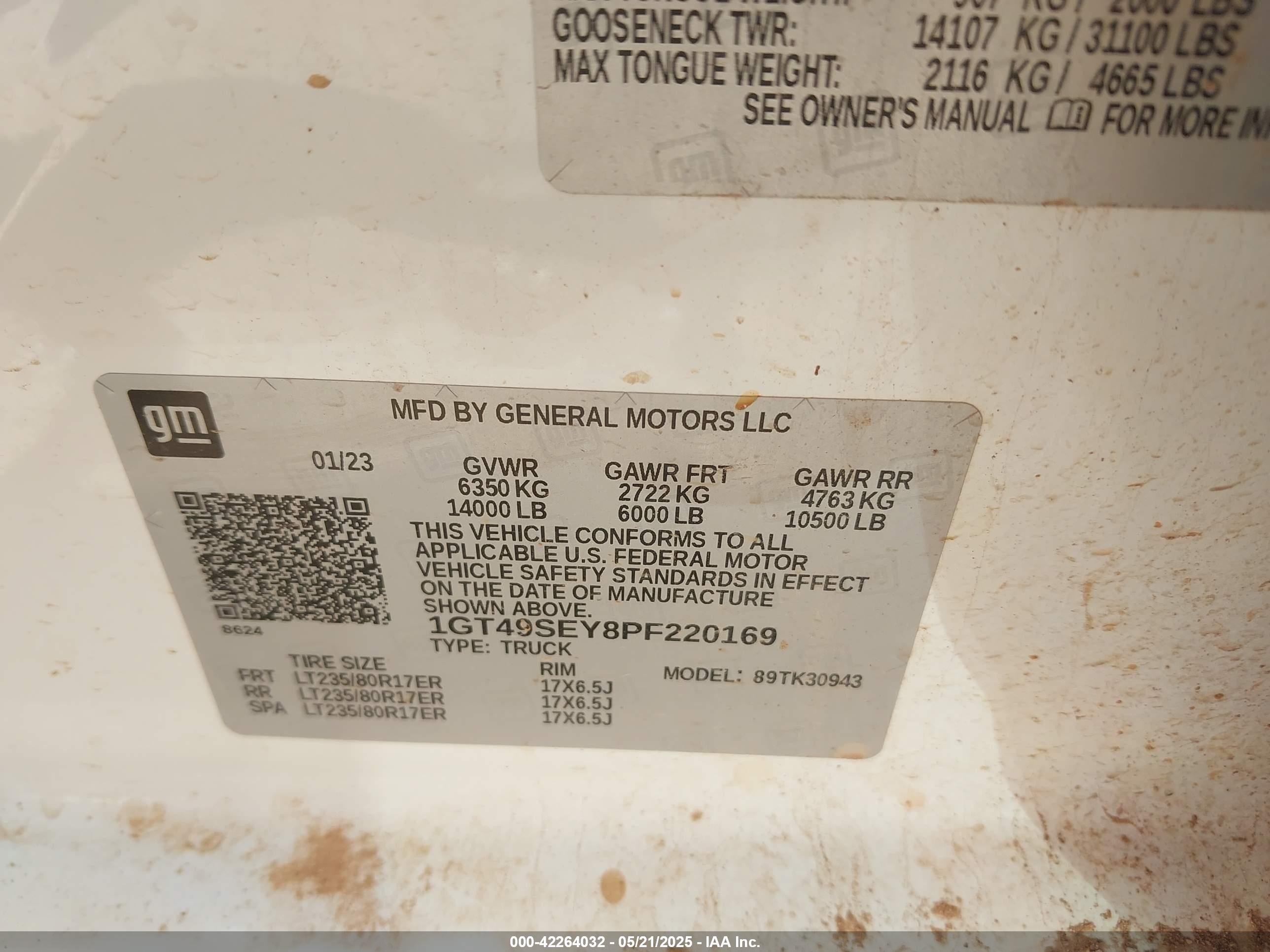 2023 Gmc SIERRA VIN 1GT49SEY8PF220169 IAAI salvage auction — Side, Salvage (Oklahoma), sold $15,450 on 2025-07-16 (photo 9)