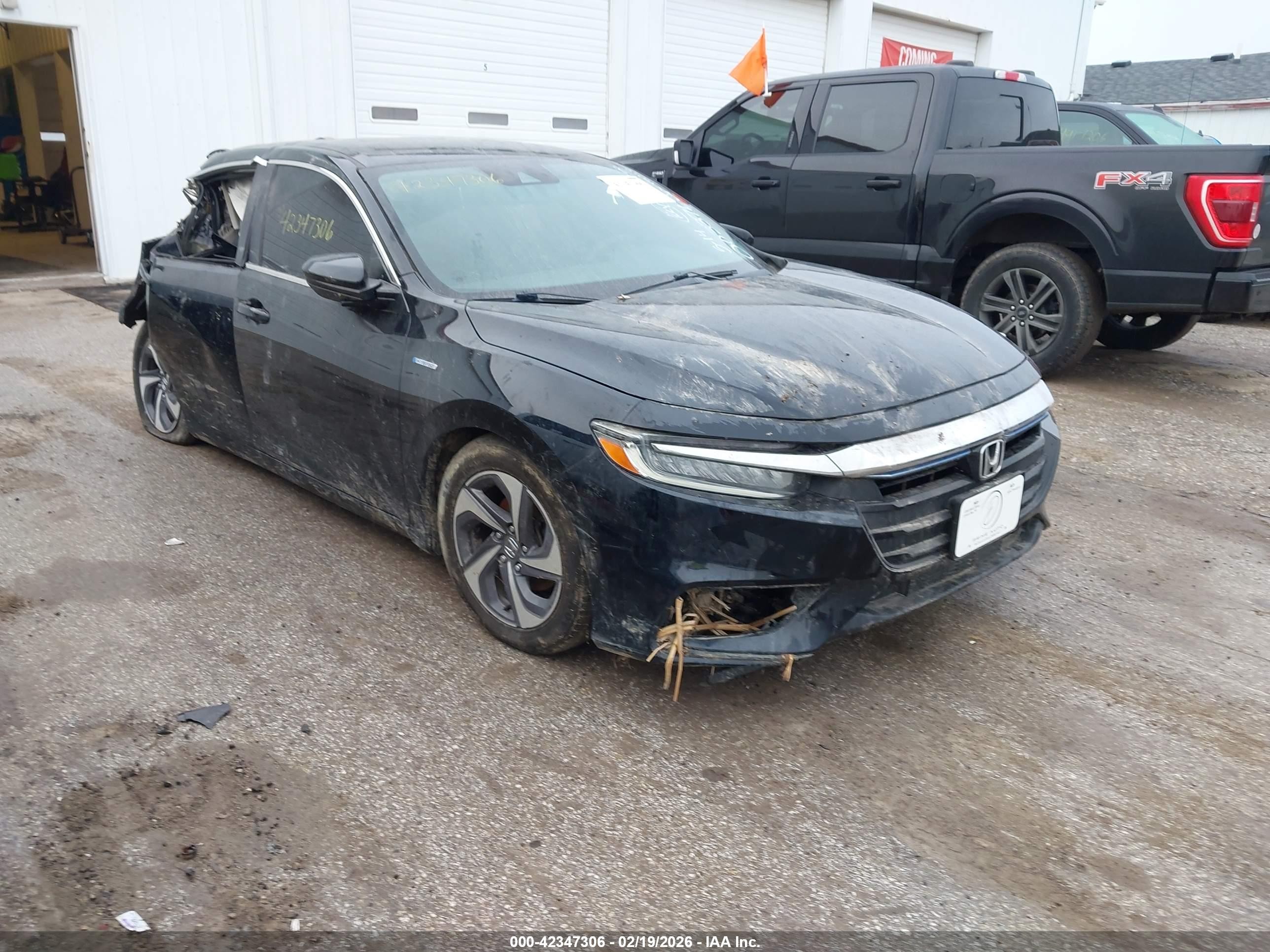 2019 Honda Insight VIN 19XZE4F10KE003376 IAAI salvage auction — Rear End, Salvage (Indiana), sold $825 on 2026-07-10 (photo 1)