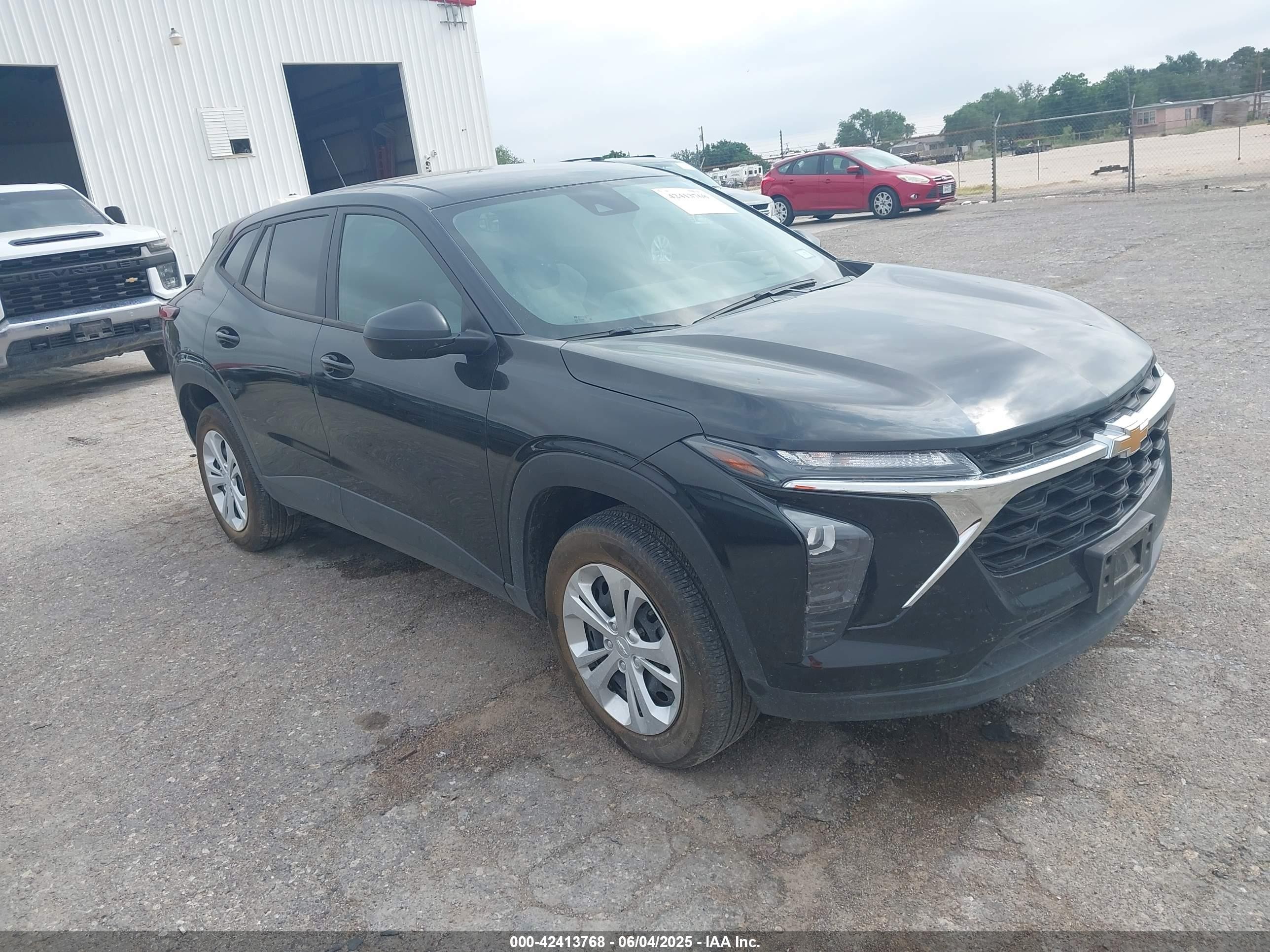 2024 Chevrolet Trax VIN KL77LFE22RC102167 — IAAI salvage auction photo