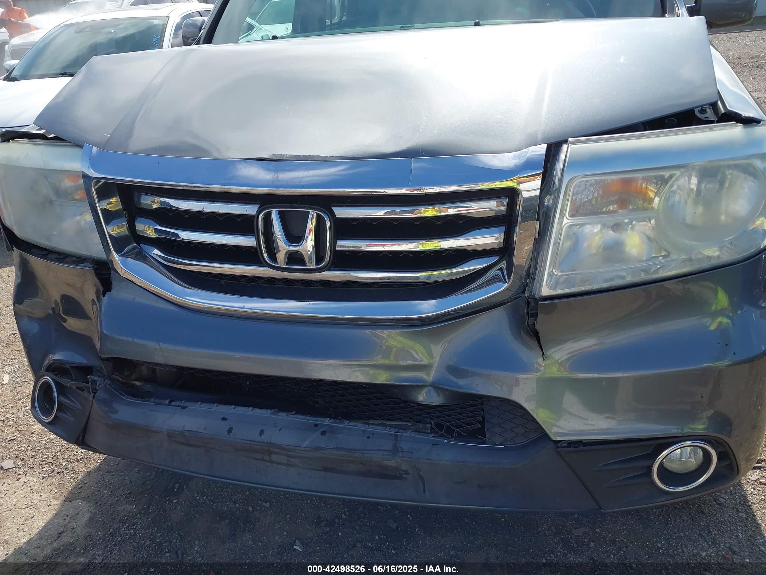 2012 Honda Pilot VIN 5FNYF4H49CB004392 IAAI salvage auction — Front End, Clear (Oklahoma), sold $1,525 on 2025-10-21 (photo 6)