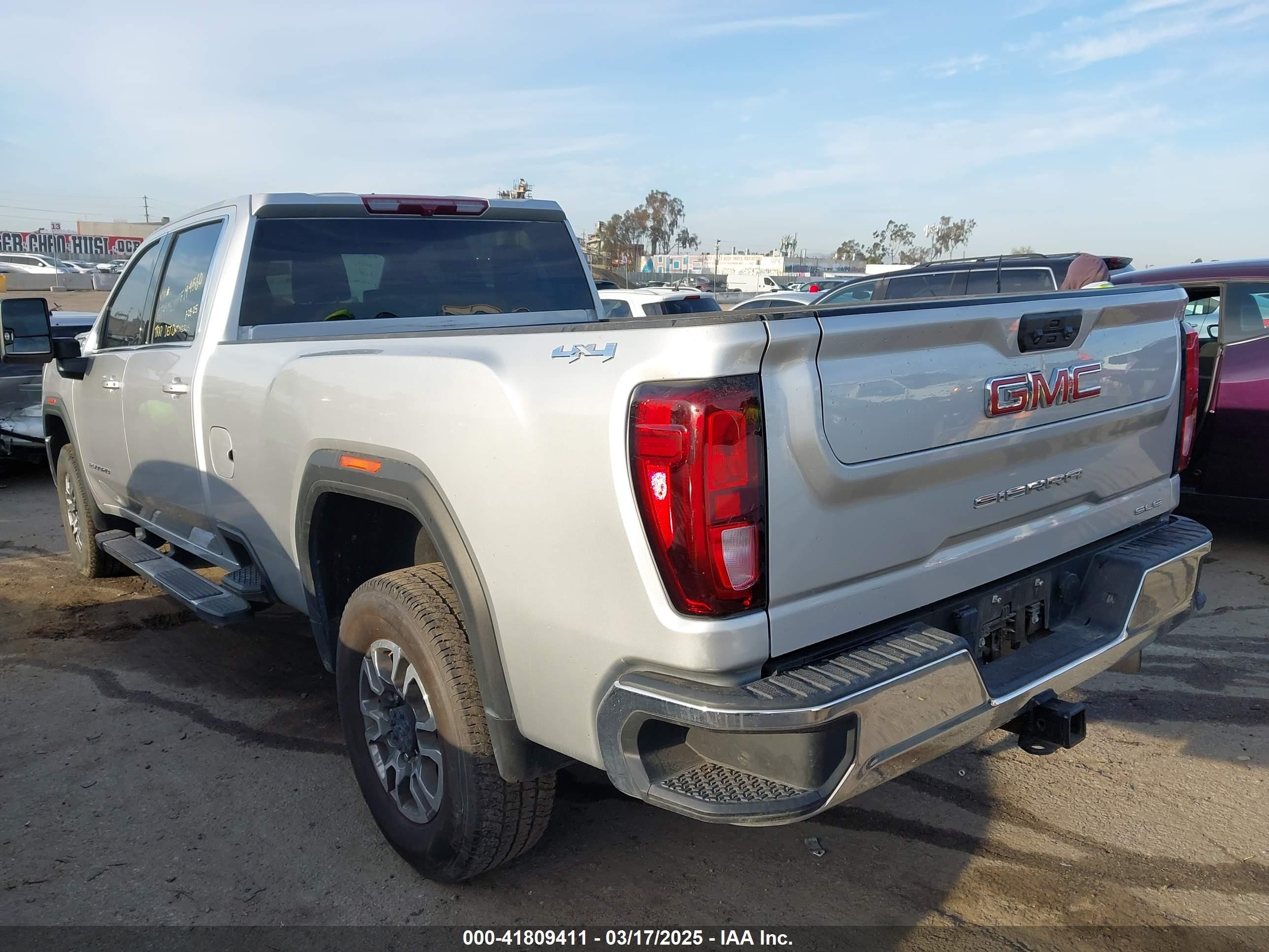 2023 Gmc SIERRA VIN 1GT49MEY1PF194560 IAAI salvage auction — Theft, Clear - Dealer Only (California), sold $34,150 on 2026-03-18 (photo 3)