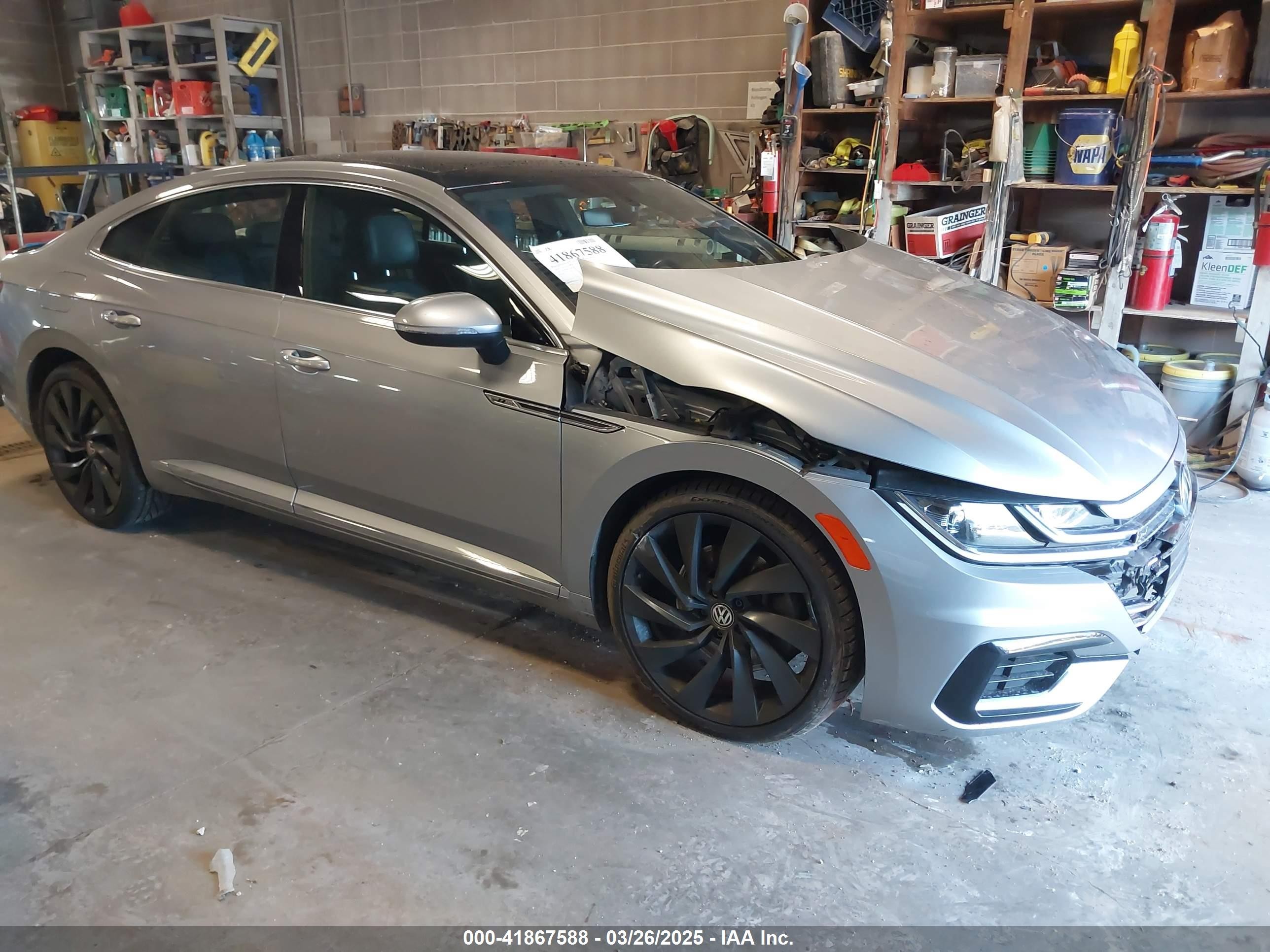 2019 Volkswagen Arteon VIN WVWSR7AN6KE027596 — IAAI salvage auction photo