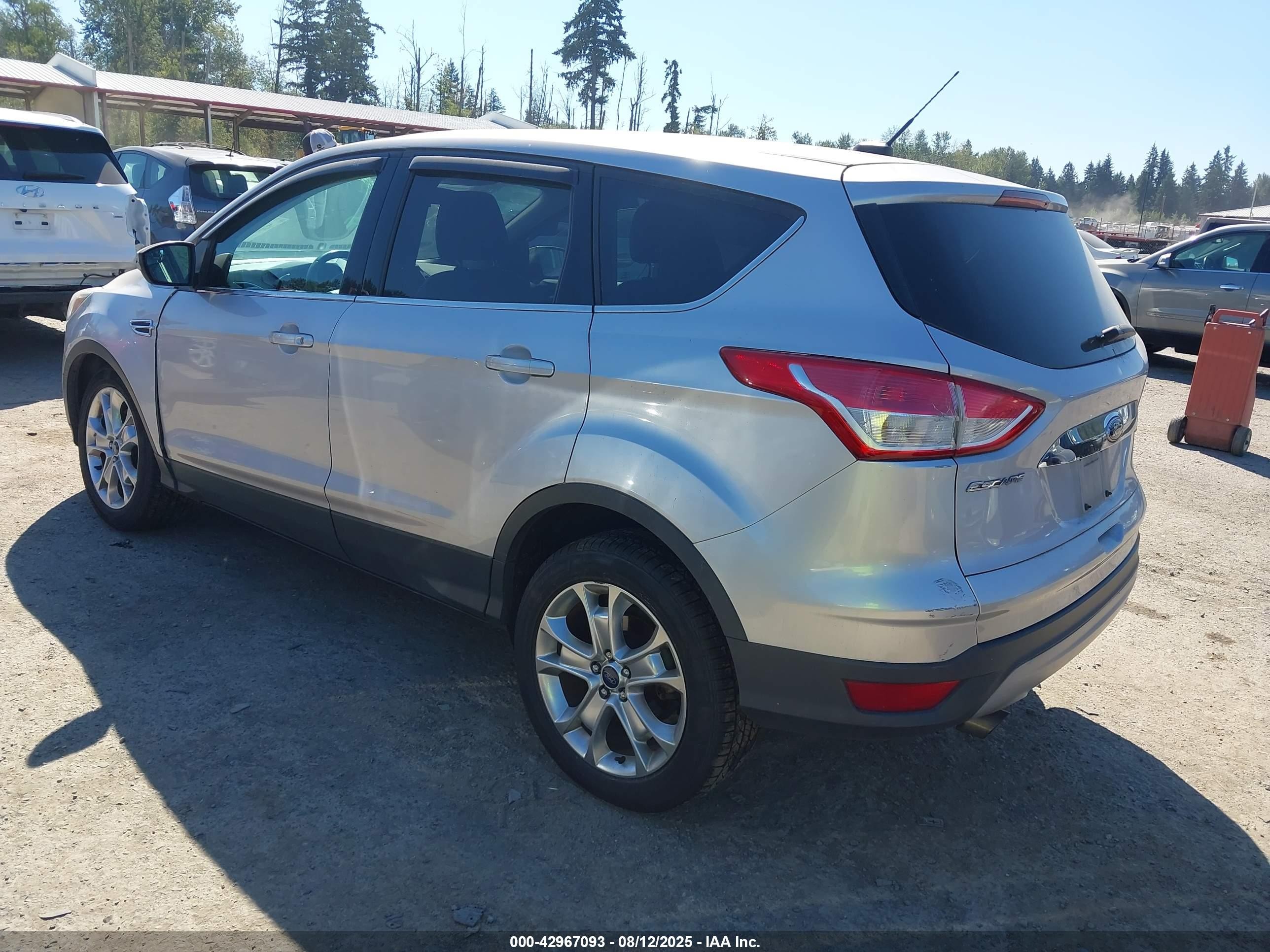 2013 Ford Escape VIN 1FMCU9H93DUD57966 IAAI salvage auction — Front End, Bill Of Sale (Washington), sold $1,650 on 2025-09-03 (photo 3)