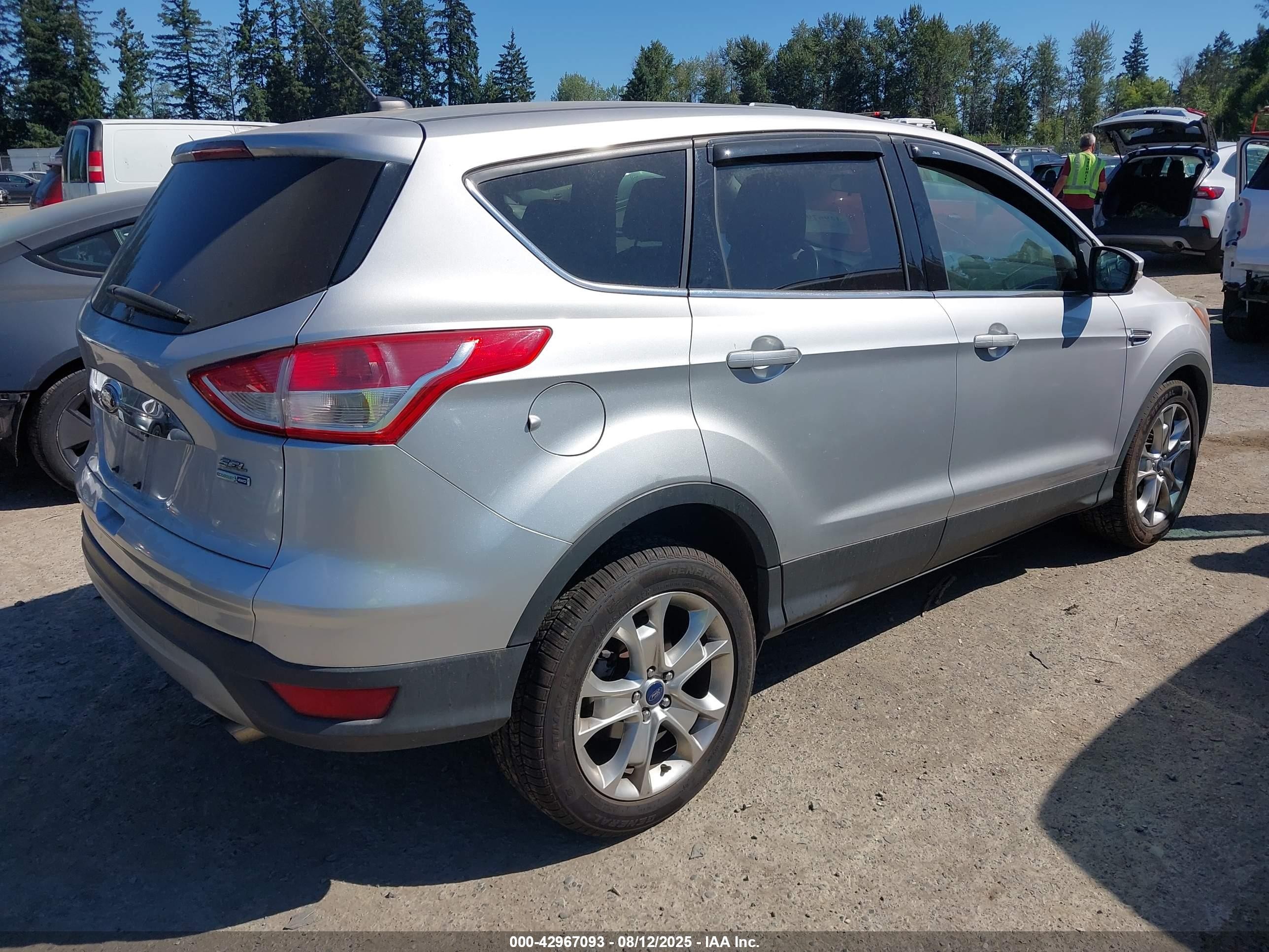 2013 Ford Escape VIN 1FMCU9H93DUD57966 IAAI salvage auction — Front End, Bill Of Sale (Washington), sold $1,650 on 2025-09-03 (photo 4)