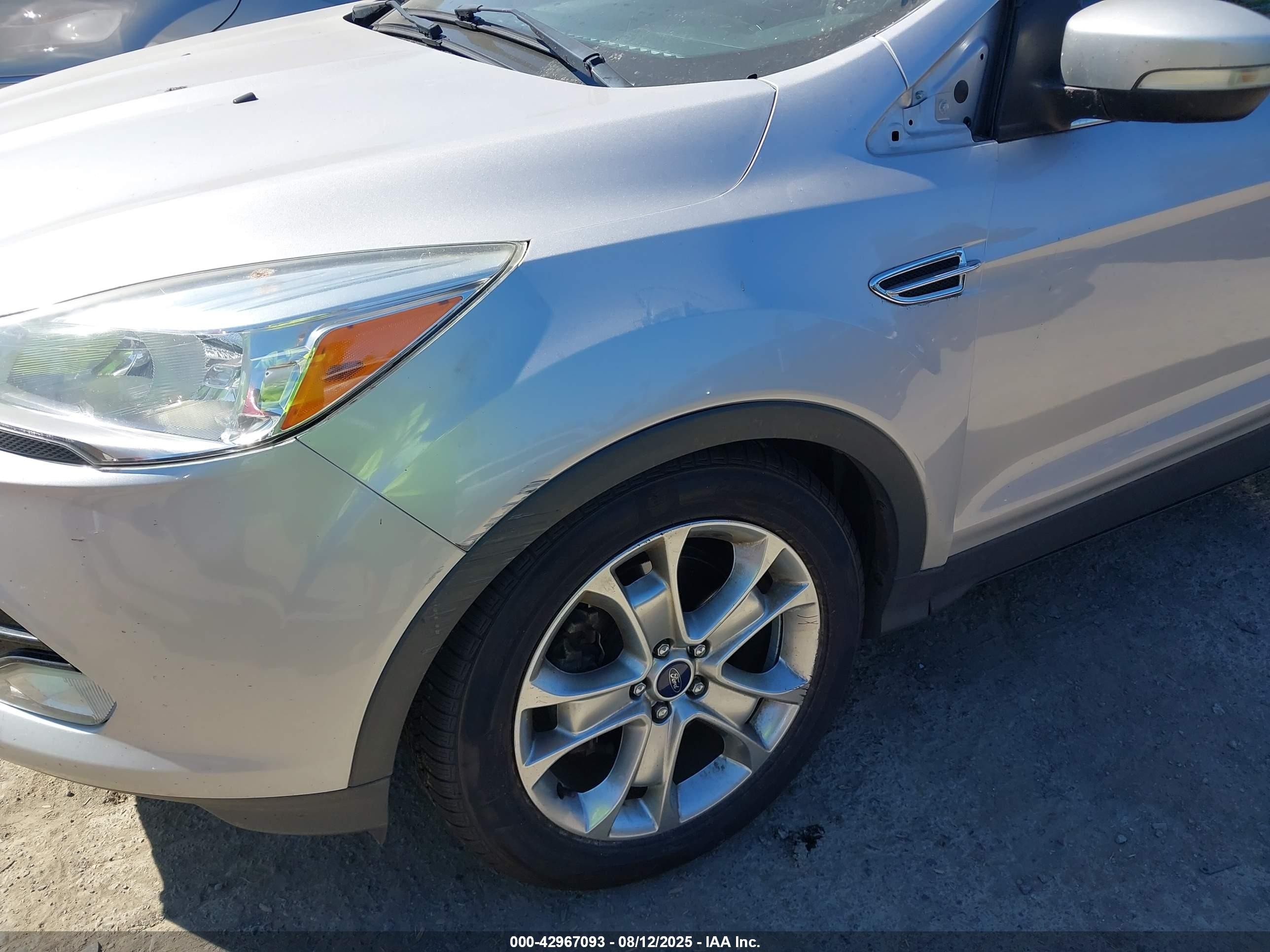 2013 Ford Escape VIN 1FMCU9H93DUD57966 IAAI salvage auction — Front End, Bill Of Sale (Washington), sold $1,650 on 2025-09-03 (photo 6)