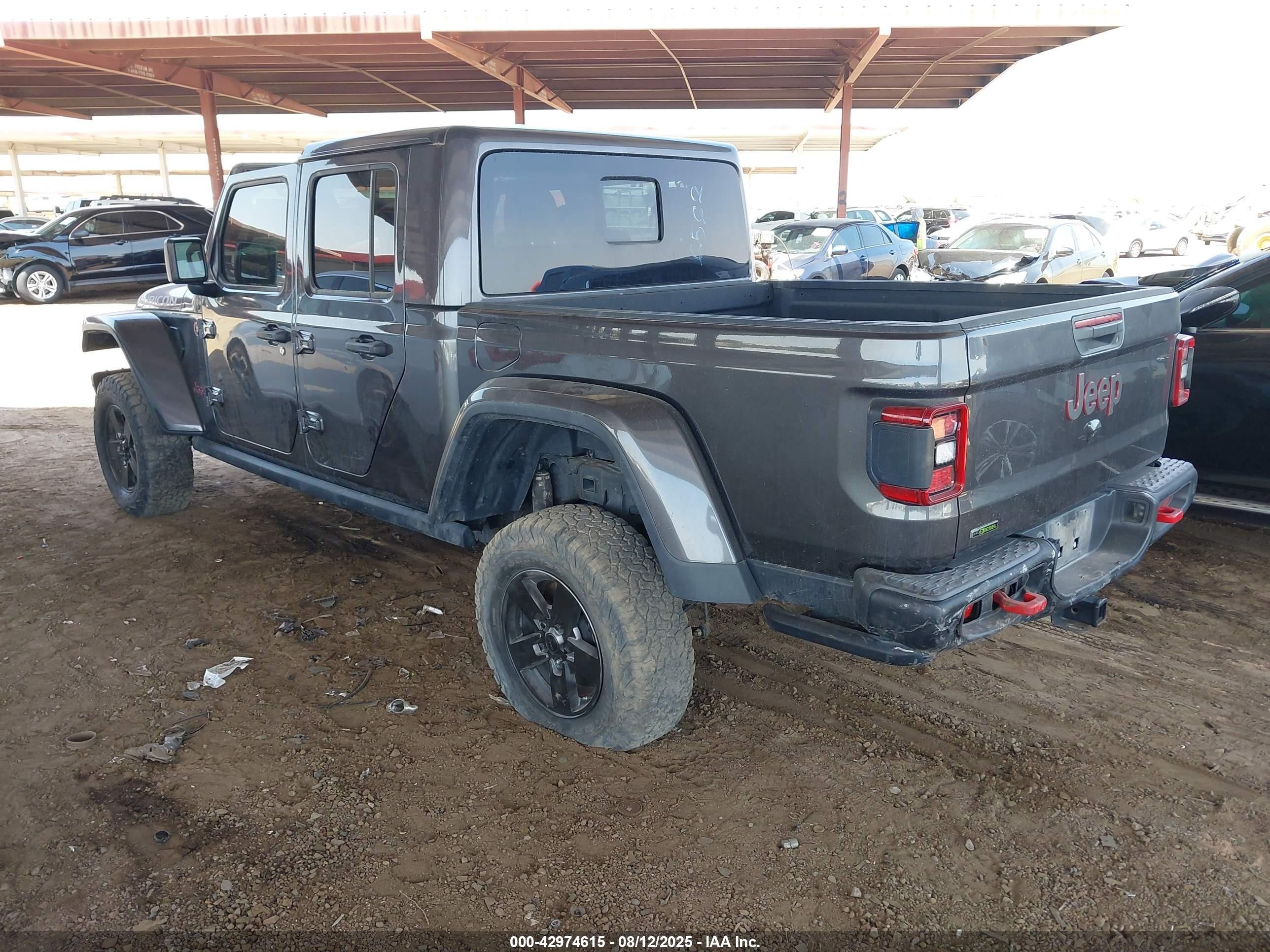 2021 Jeep Gladiator VIN 1C6JJTBM0ML523517 IAAI salvage auction — Theft, Clear - Dealer Only (California), sold $13,150 on 2026-08-25 (photo 3)
