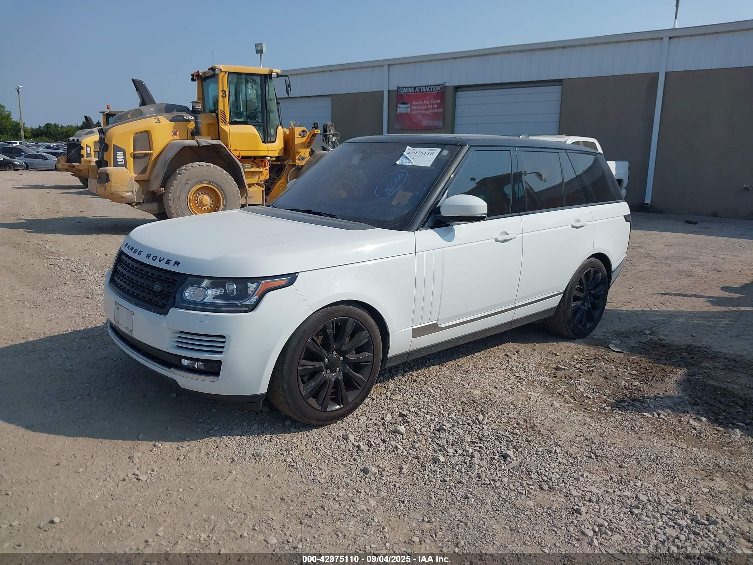 2017 Land rover RANGE ROVER VIN SALGS2FEXHA336521 IAAI salvage auction — Normal Wear, Clear (Oklahoma), sold $14,000 on 2025-09-05 (photo 2)