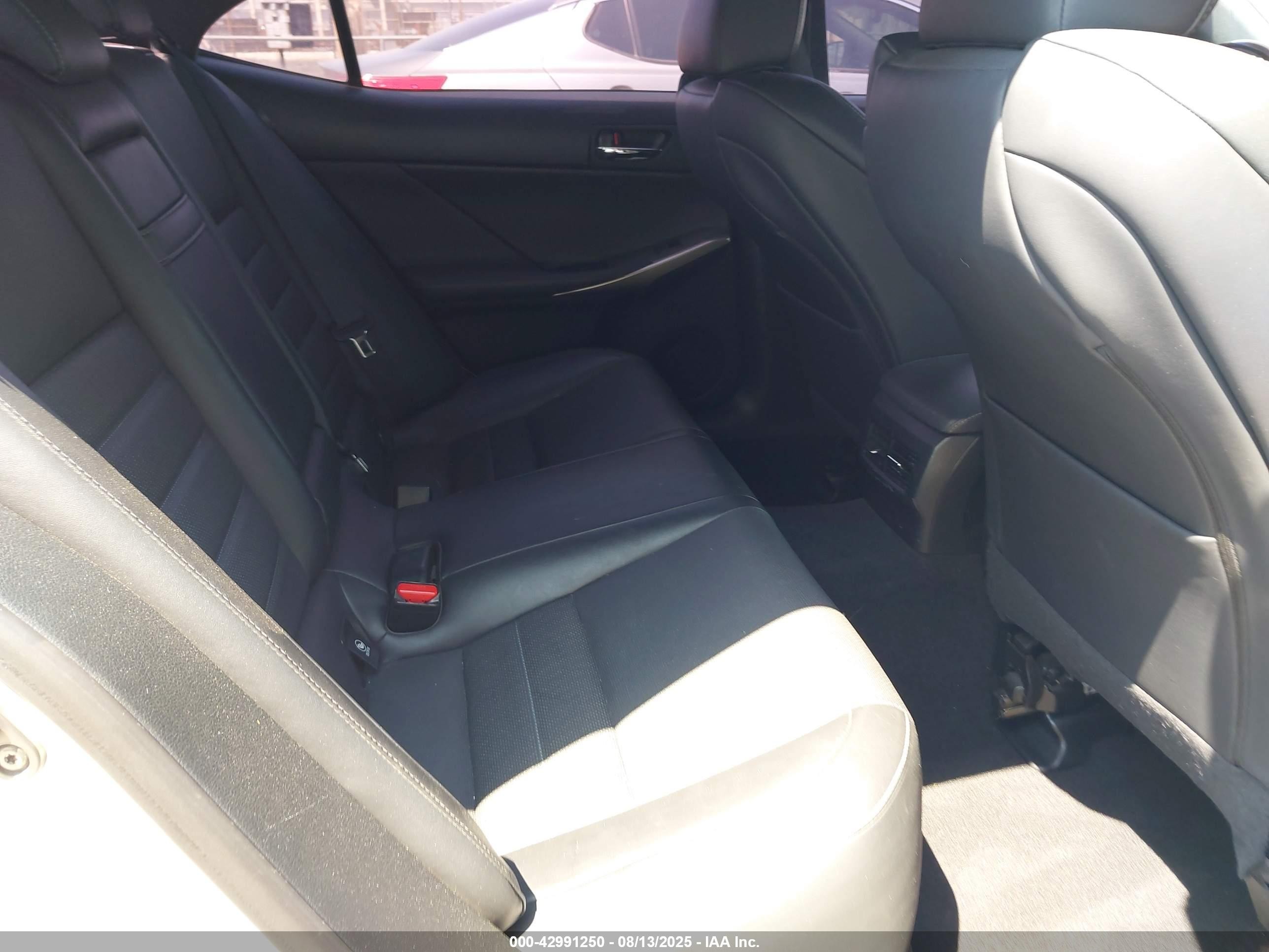 2016 Lexus Is VIN JTHBA1D2XG5009761 IAAI salvage auction — Front End, Salvage (California), sold $5,000 on 2025-09-02 (photo 8)
