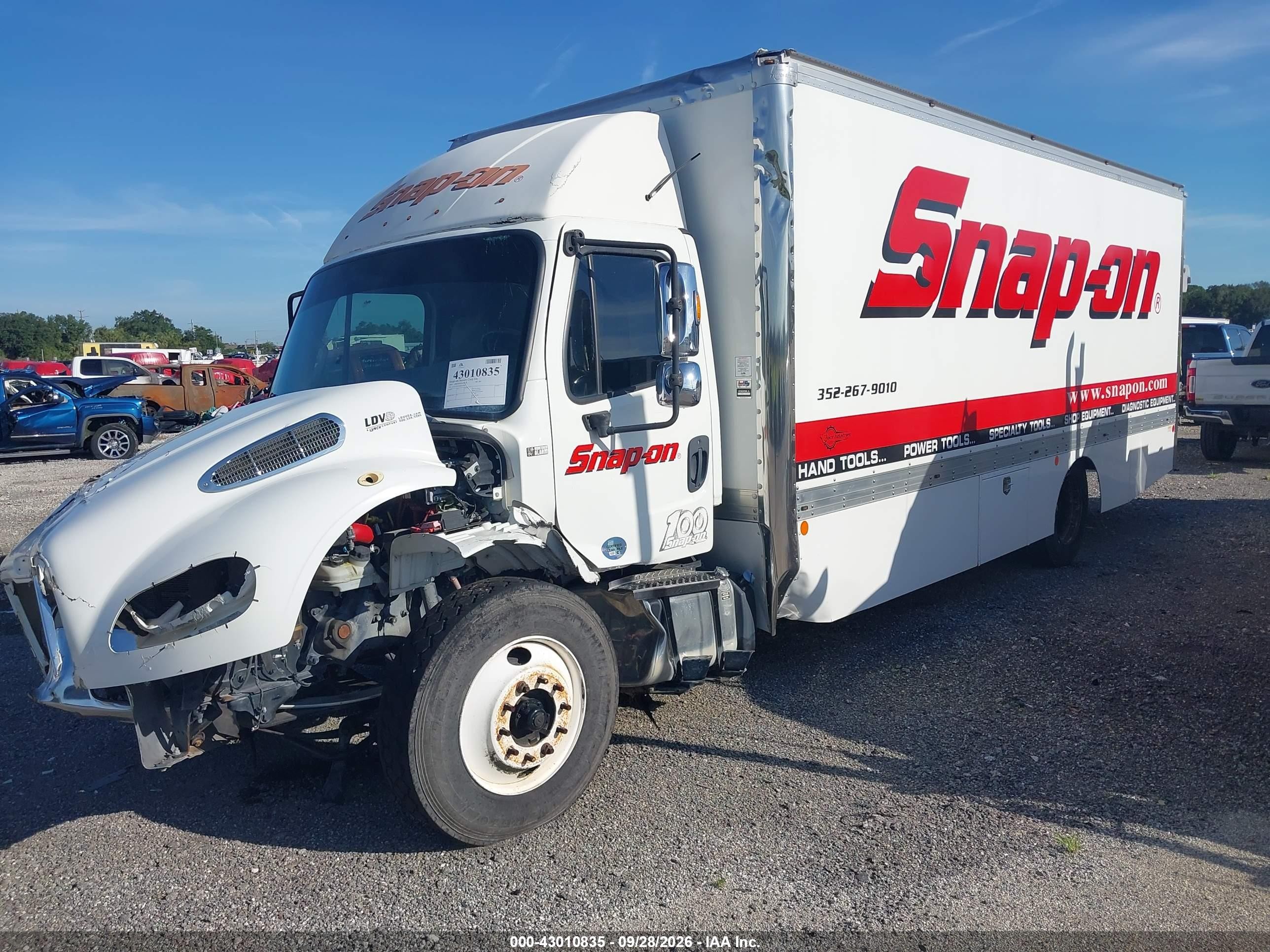 2020 Freightliner M2 106 VIN 1FVACWFC9LHLX7596 IAAI salvage auction — Front End, Certificate Of Destruction (Florida), sold $9,000 on 2026-10-19 (photo 2)