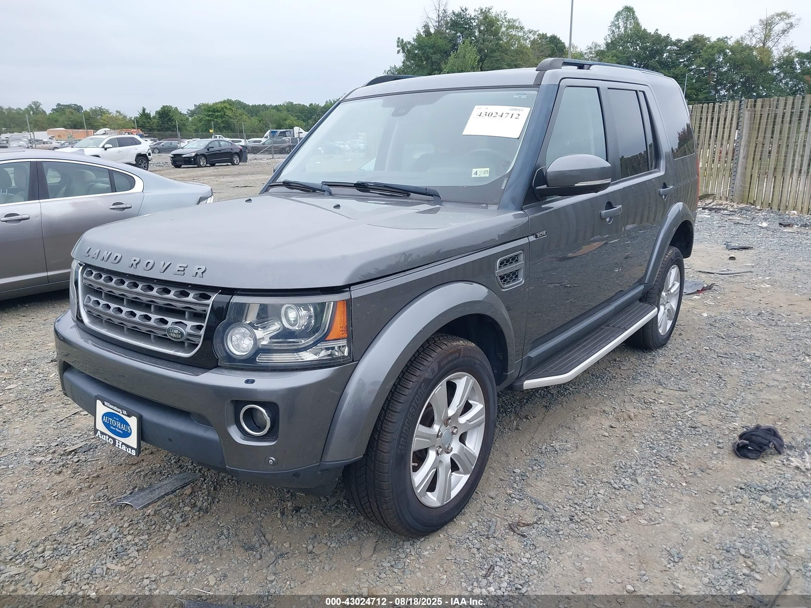 2016 Land Rover LR4 VIN SALAG2V68GA788726 IAAI salvage auction — Mechanical, Clear (Virginia), sold $2,600 on 2025-10-06 (photo 2)