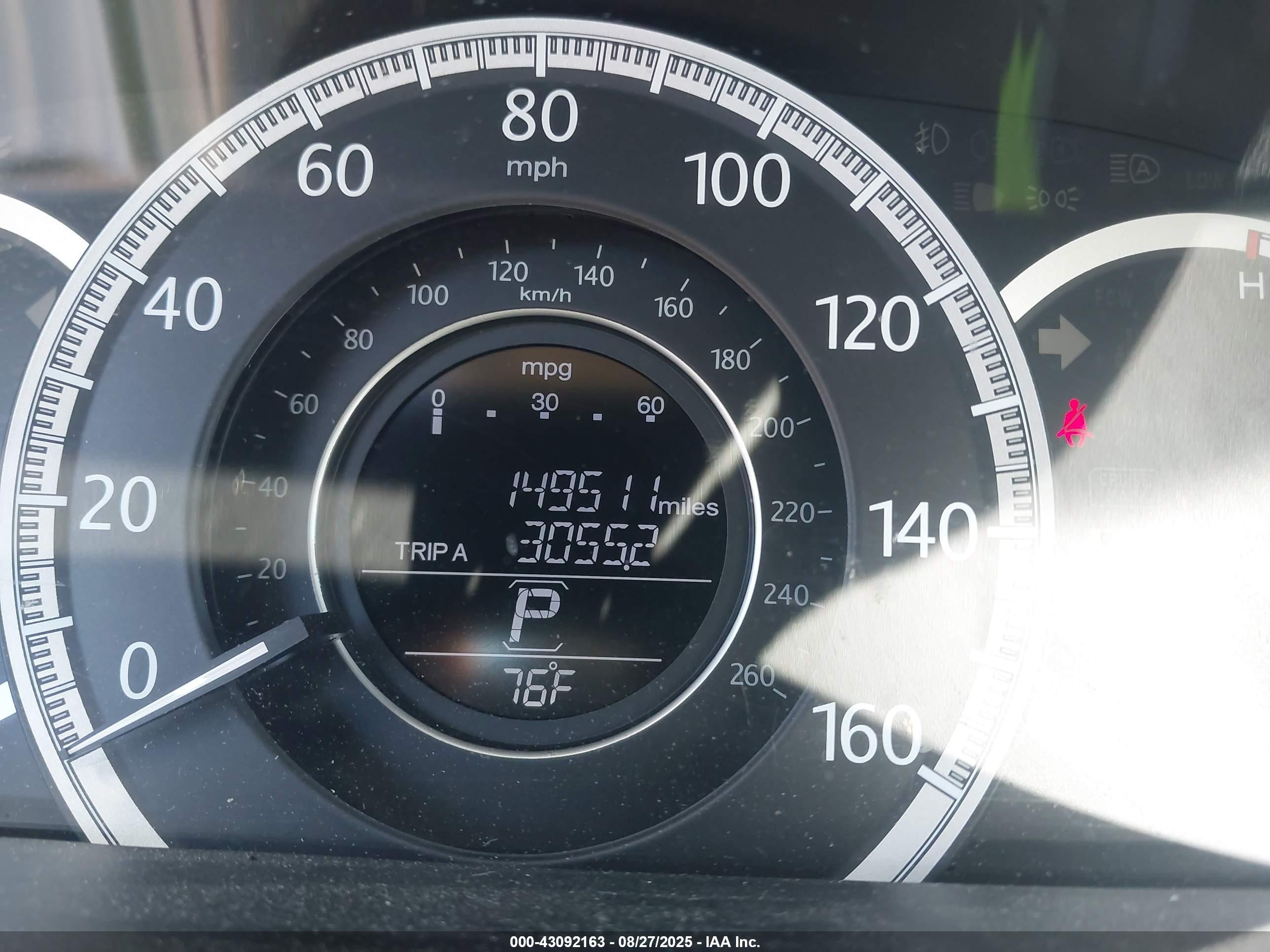 2013 Honda Accord VIN 1HGCR2F35DA245927 IAAI salvage auction — Front End, Clear (Virginia), sold $3,600 on 2025-10-17 (photo 7)