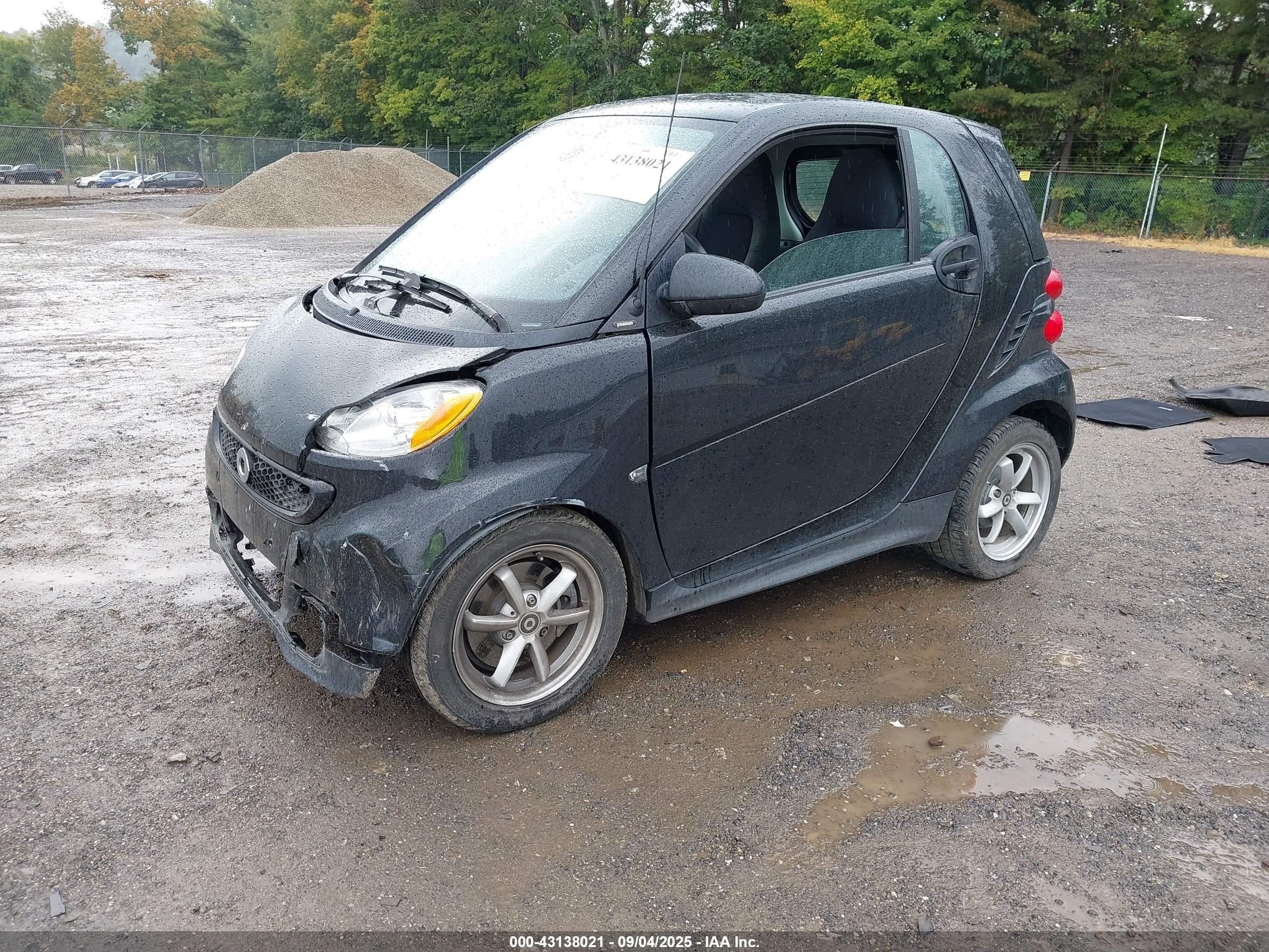 2015 Smart Fortwo VIN WMEEJ3BA7FK800626 IAAI salvage auction — Front End, Salvage (Ohio), sold $1,600 on 2025-10-02 (photo 2)