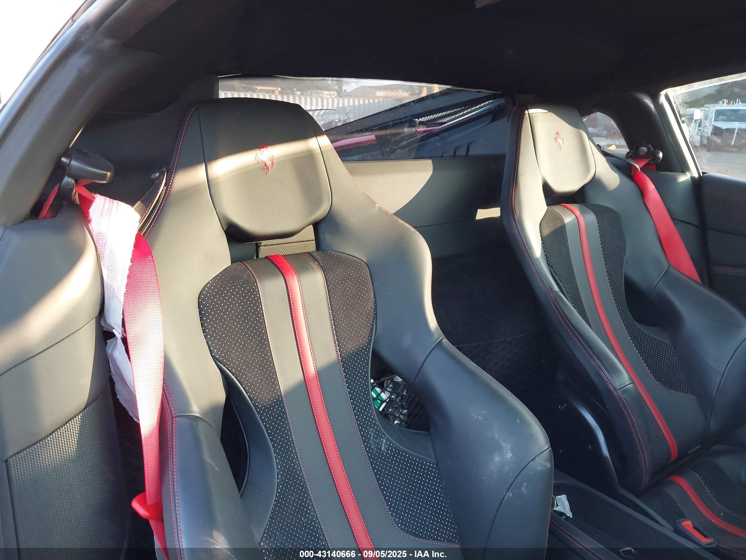 2021 Ferrari F8 Tributo VIN ZFF92LLA0M0264687 IAAI salvage auction — Rear End, Salvage Title, sold $139,500 on 2024-11-20 (photo 8)