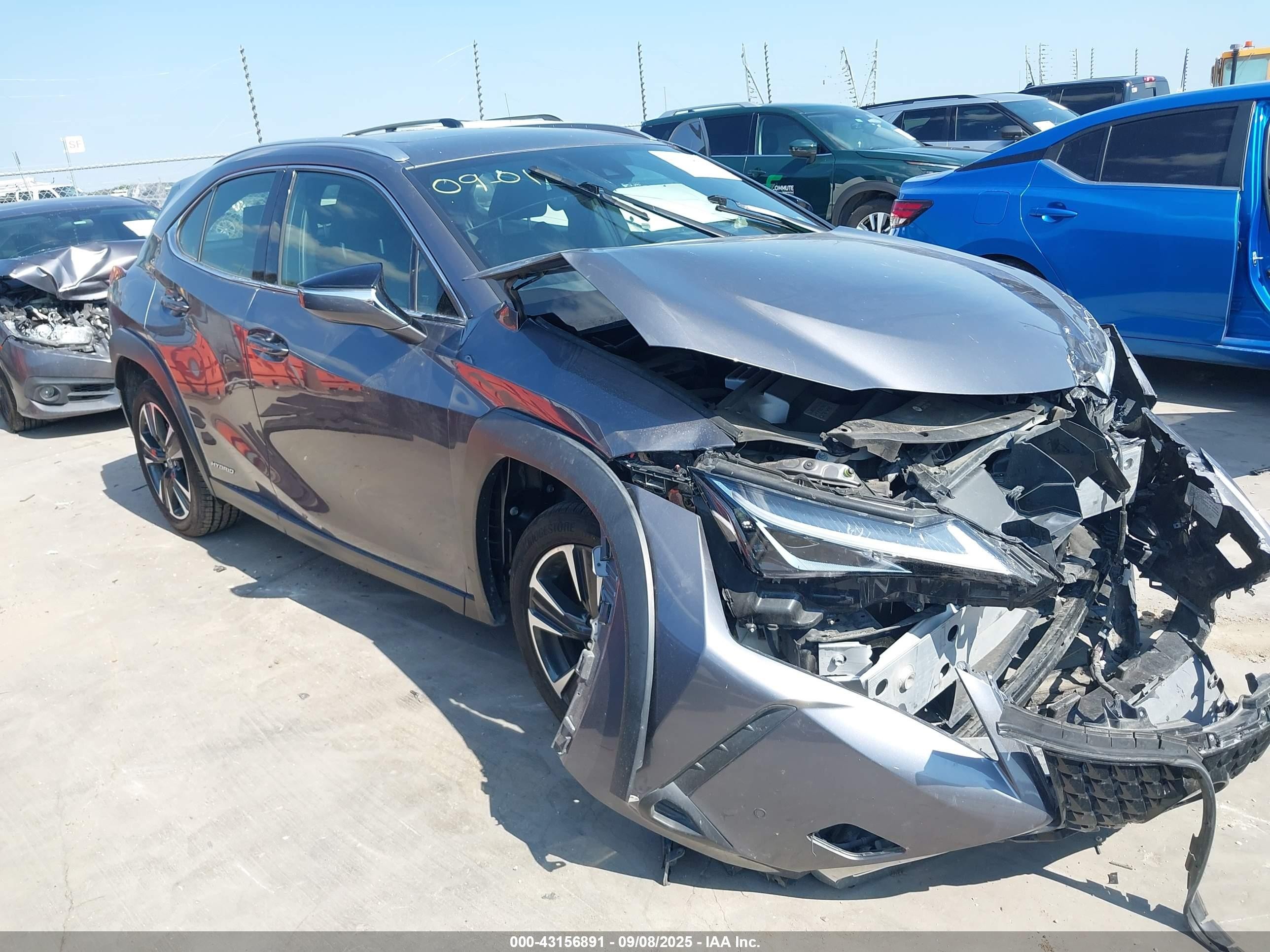 2019 Lexus Ux VIN JTHU9JBH1K2019419 IAAI salvage auction — Front End, Salvage (Texas), sold $5,400 on 2025-10-24 (photo 1)