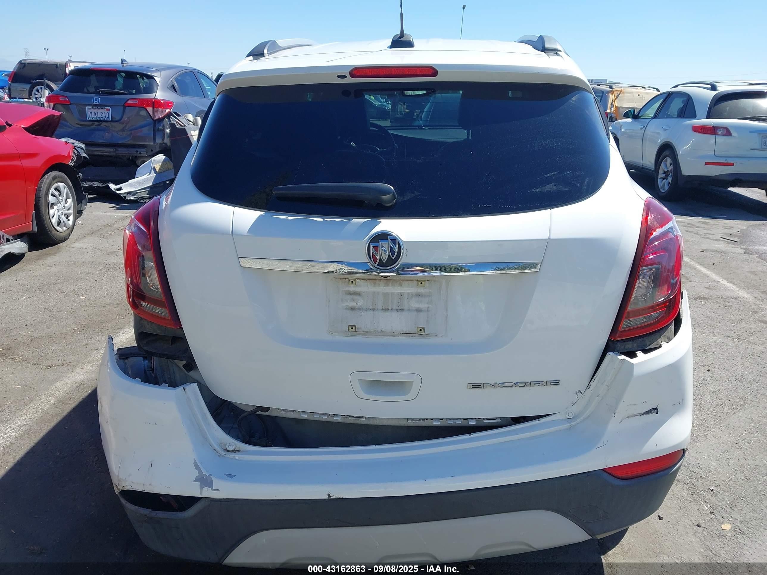2020 Buick Encore VIN KL4CJCSB0LB061846 IAAI salvage auction — Rear End, Salvage (California), sold $2,950 on 2025-10-09 (photo 6)