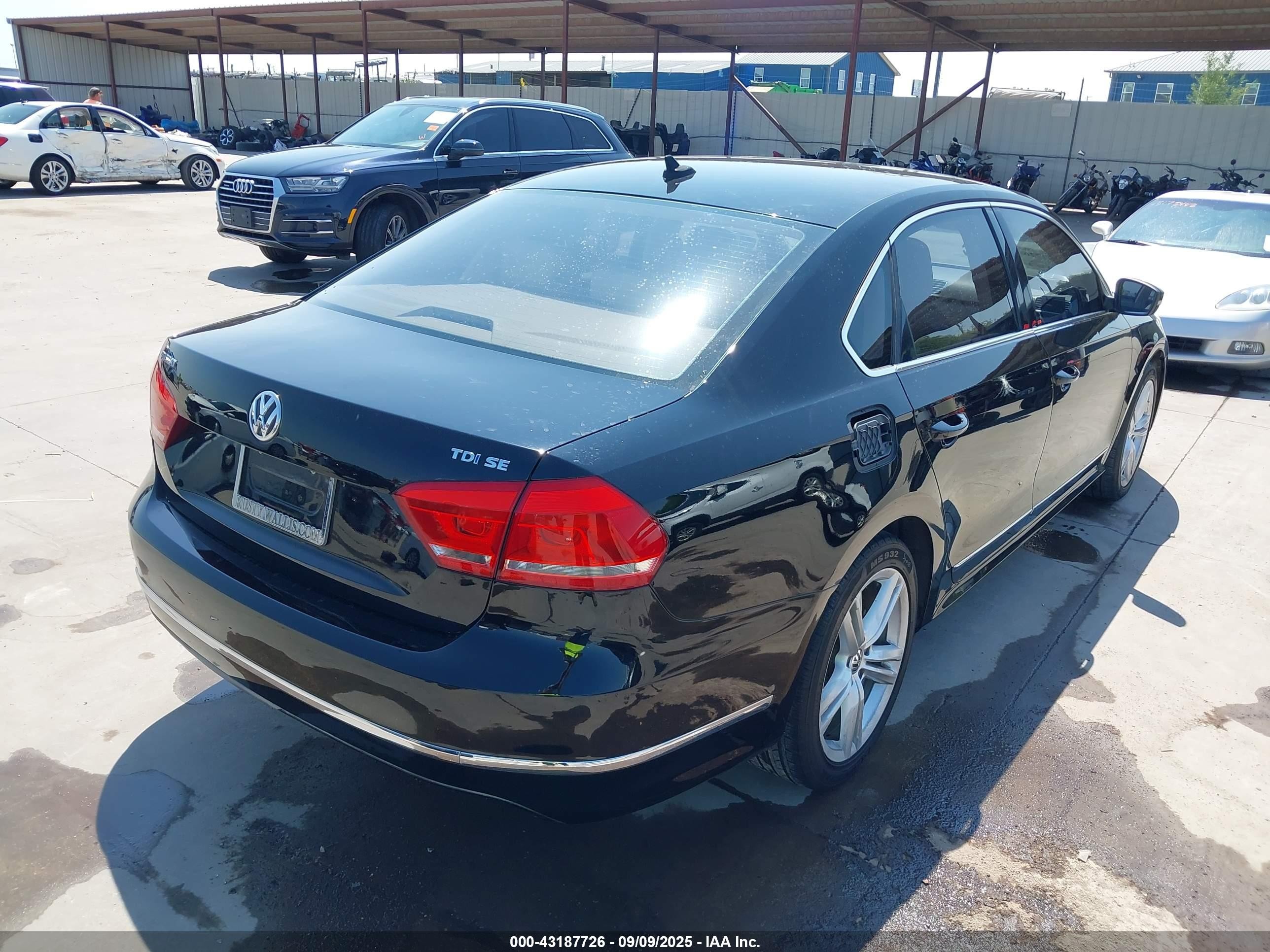2013 Volkswagen Passat VIN 1VWBN7A33DC111610 IAAI salvage auction — Front End, Original (Texas), sold $1,450 on 2025-11-19 (photo 4)