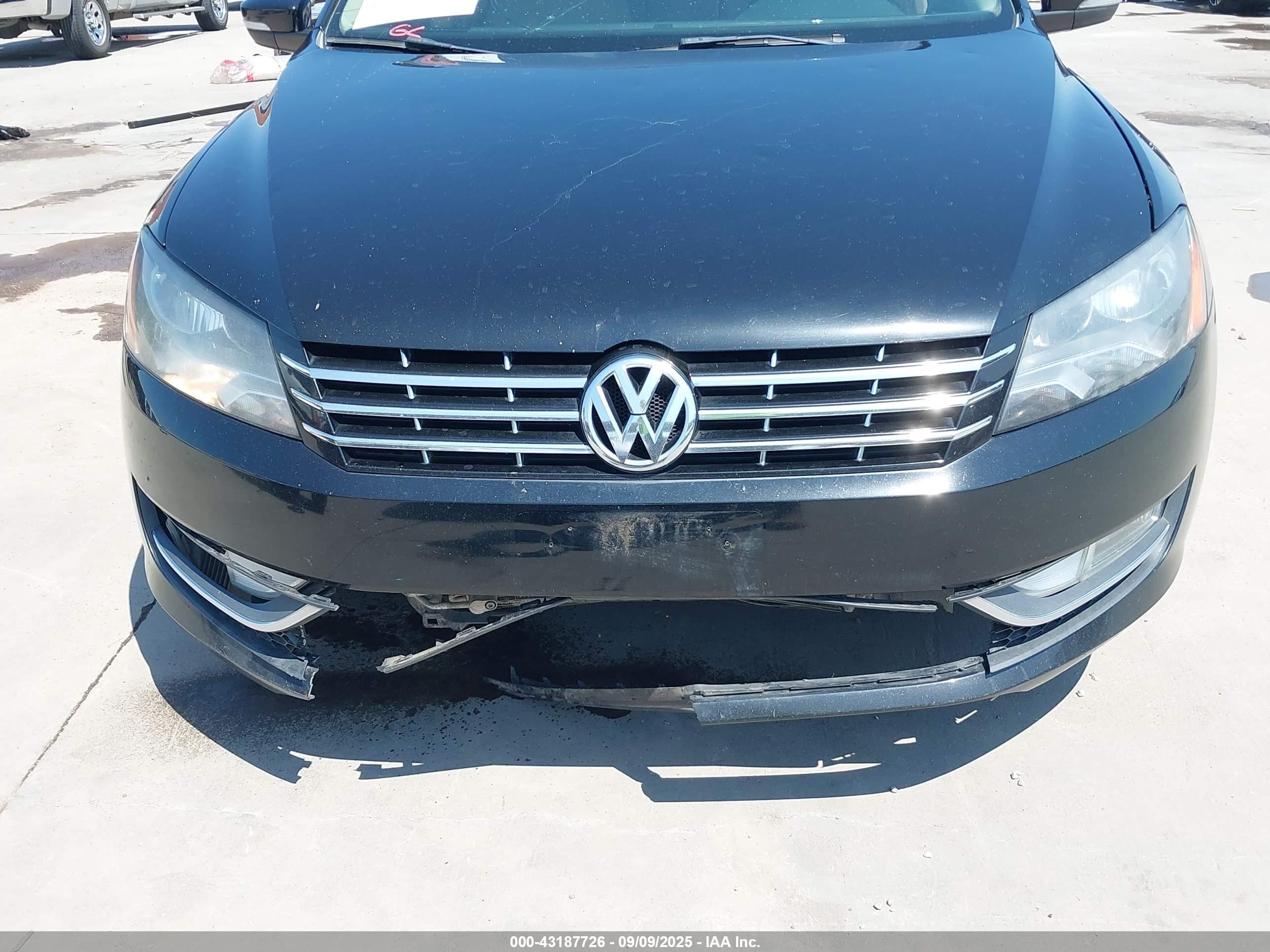 2013 Volkswagen Passat VIN 1VWBN7A33DC111610 IAAI salvage auction — Front End, Original (Texas), sold $1,450 on 2025-11-19 (photo 6)