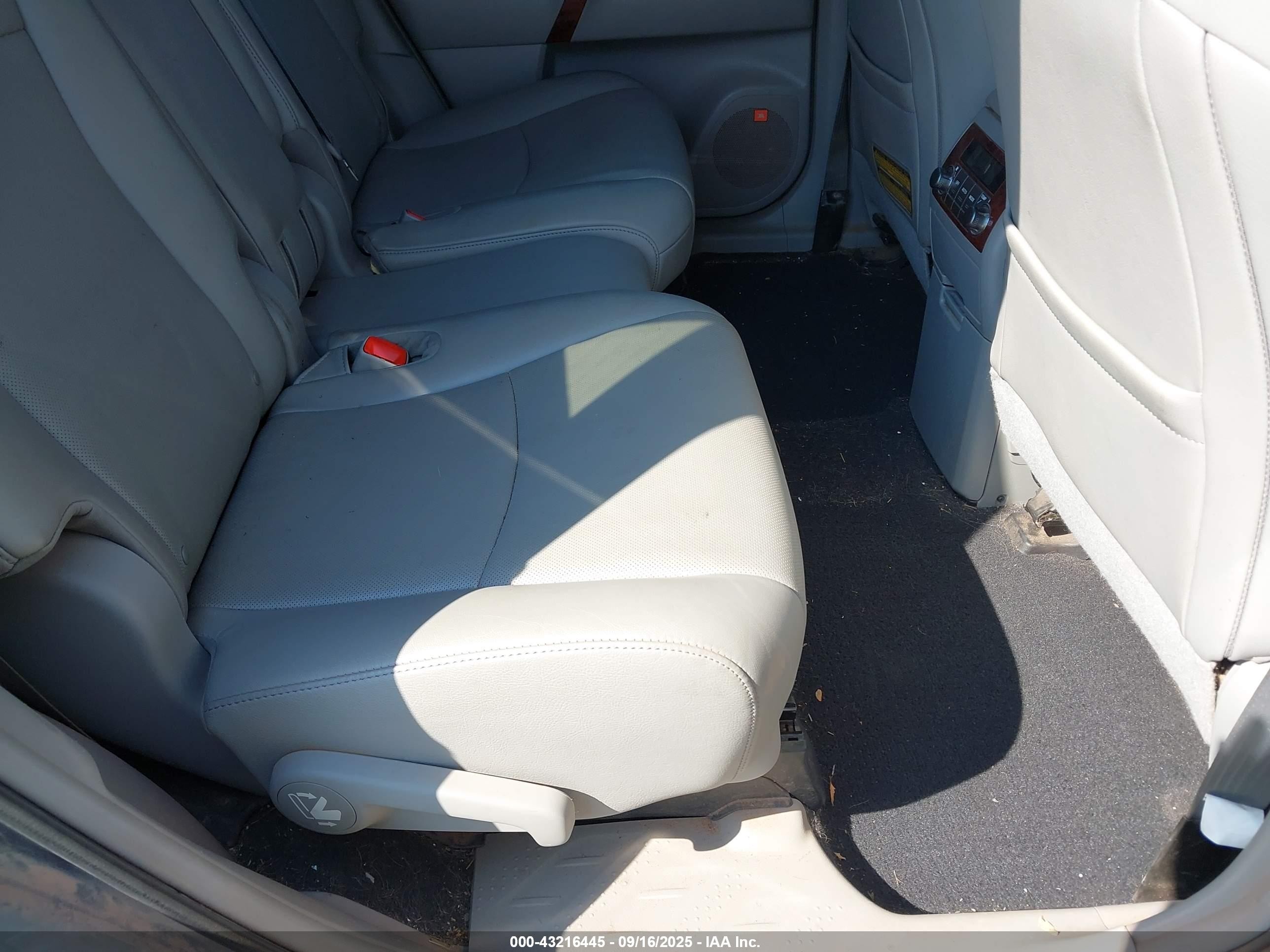 2013 Toyota Highlander VIN 5TDDK3EH0DS191689 IAAI salvage auction — Front End, Clear (Wisconsin), sold $4,950 on 2025-10-02 (photo 8)
