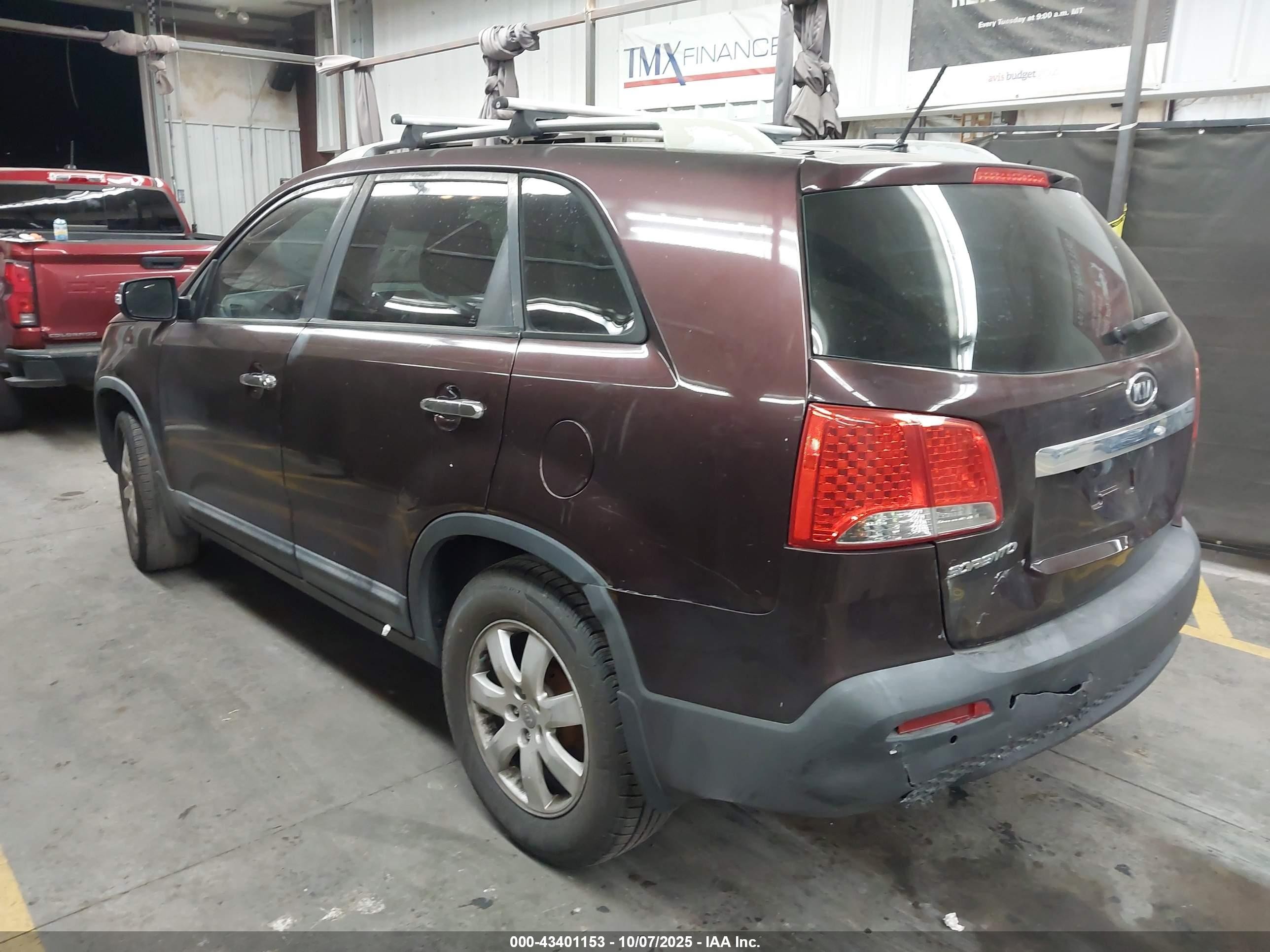 2012 Kia Sorento VIN 5XYKTDA68CG278816 IAAI salvage auction — Side, Salvage (Arizona), sold $1,250 on 2026-07-07 (photo 3)