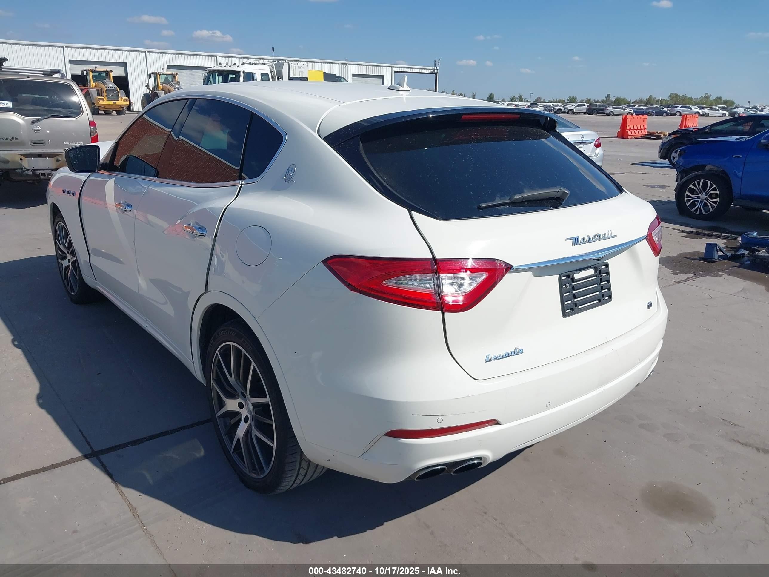 2019 Maserati Levante VIN ZN661XUA2KX310419 IAAI salvage auction — Front End, Non-Repairable (Texas), sold $2,200 on 2026-09-12 (photo 3)