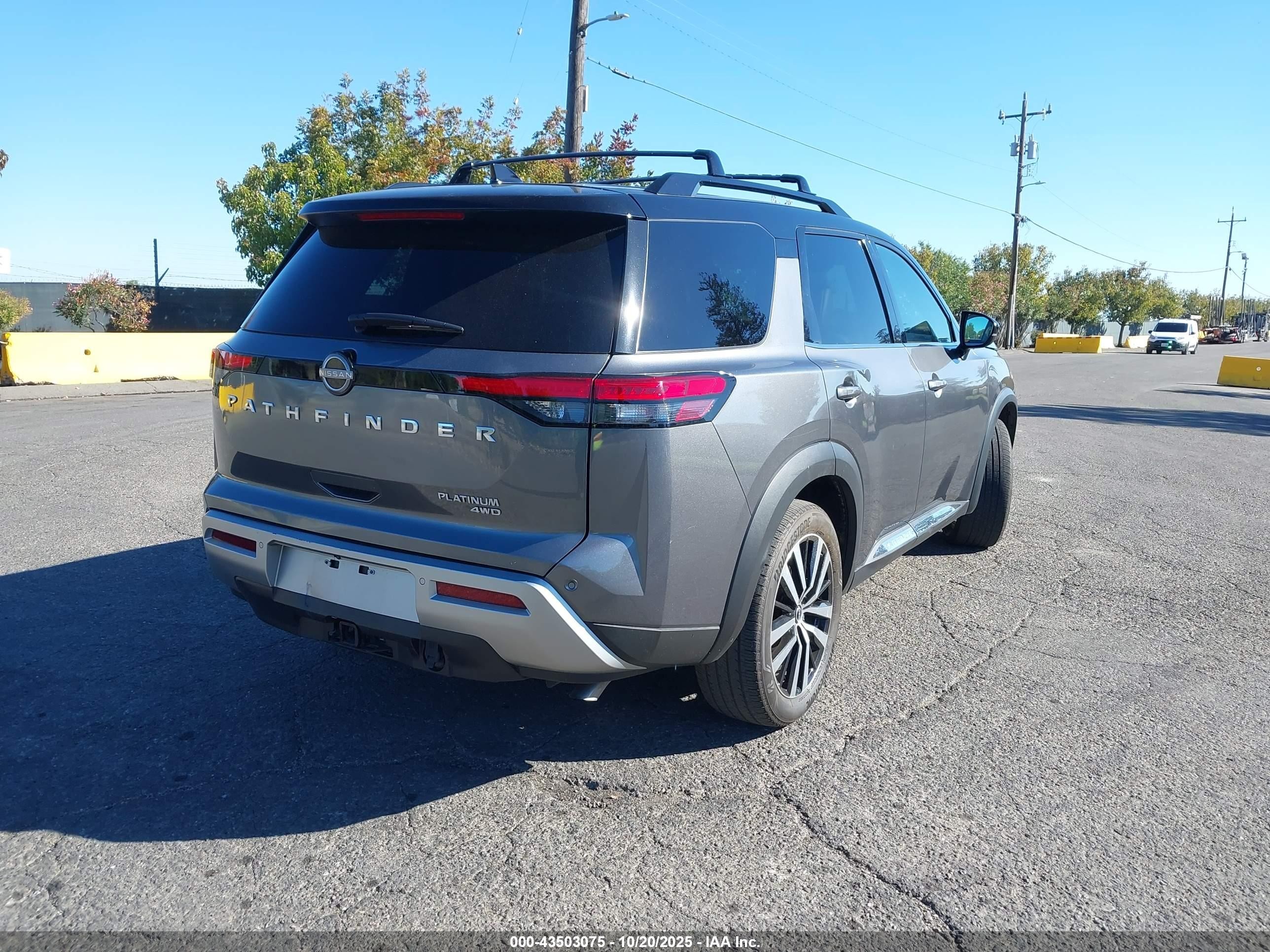 2023 Nissan Pathfinder VIN 5N1DR3DK4PC204924 IAAI salvage auction — Unknown, Clear - Dealer Only (California), sold $25,500 on 2025-10-30 (photo 4)