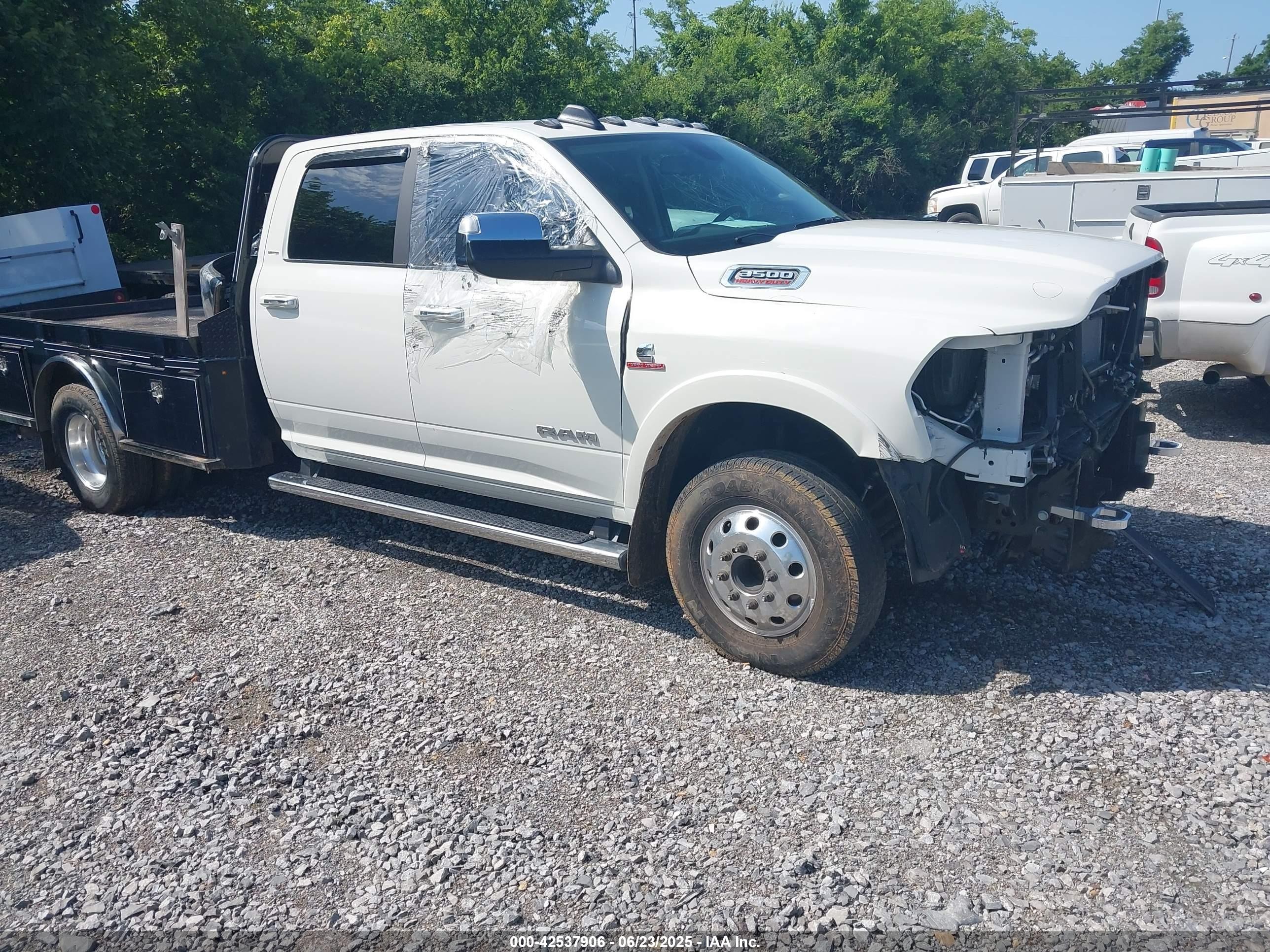 2021 Ram 3500 VIN 3C7WRTCL6MG577871 IAAI salvage auction — Front End, Salvage (Tennessee), sold $29,150 on 2025-07-24 (photo 1)