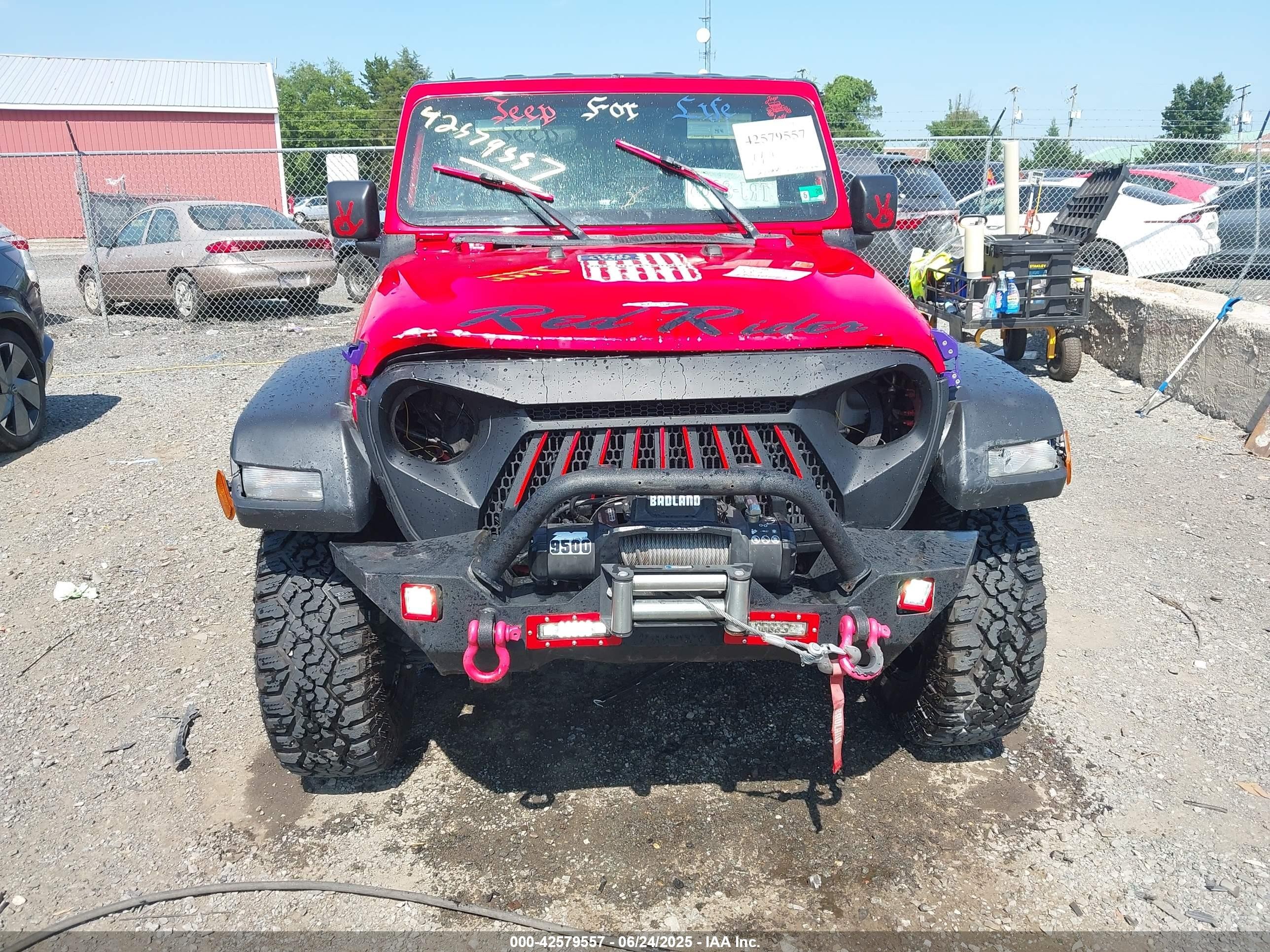 2019 Jeep Wrangler Unlimited VIN 1C4HJXDG9KW649375 IAAI salvage auction — Front End, Salvage (Virginia), sold $8,225 on 2026-07-07 (photo 6)