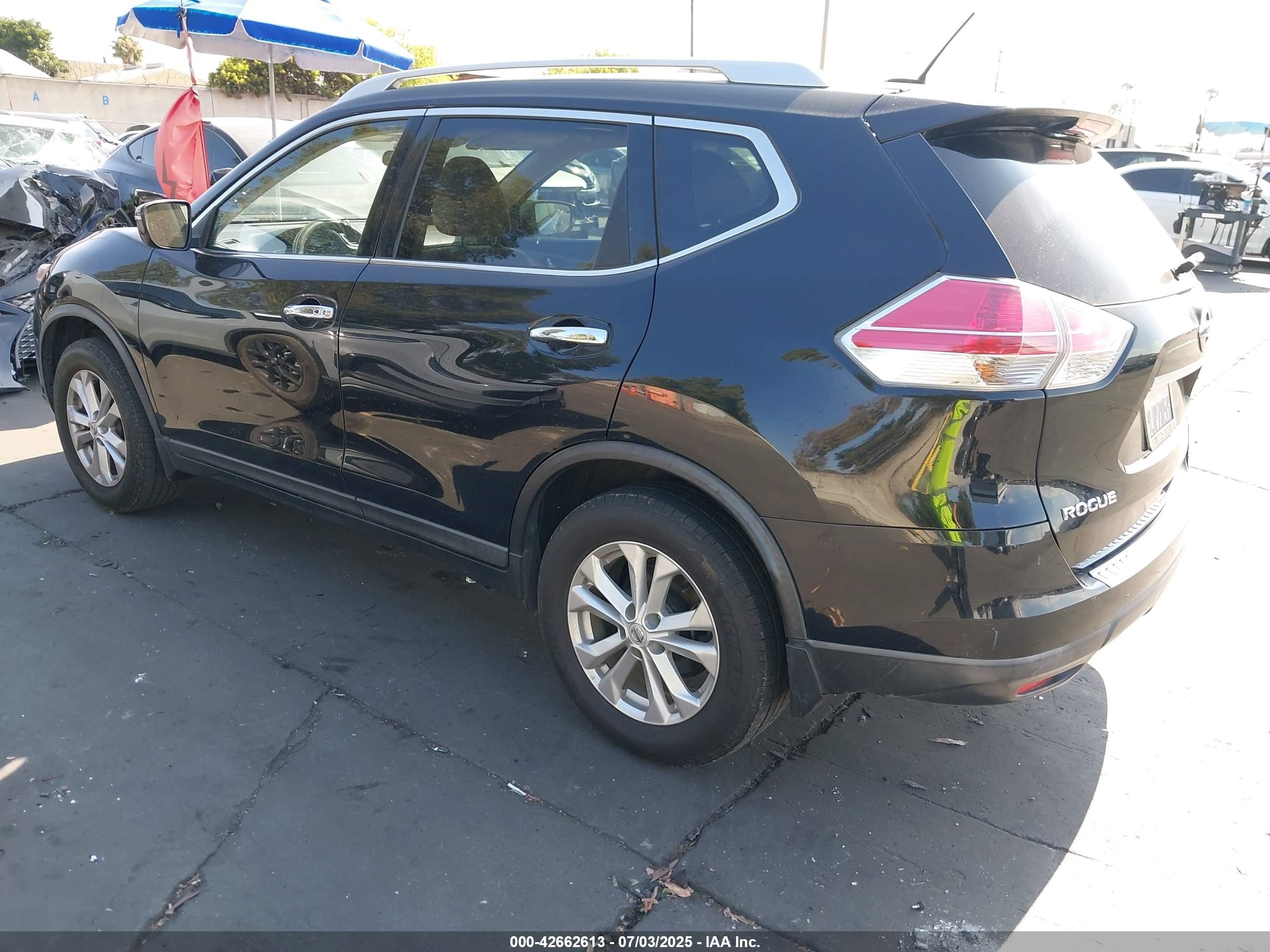 2016 Nissan Rogue VIN KNMAT2MT1GP718329 IAAI salvage auction — Rear End, Salvage Certificate (California), sold $2,700 on 2025-07-23 (photo 3)