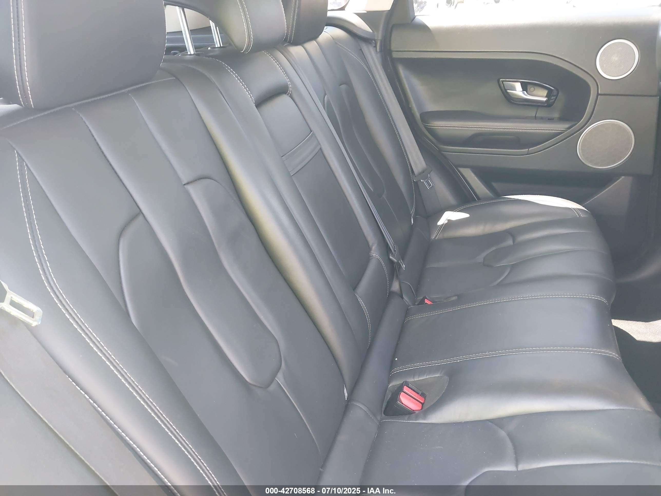 2012 Land Rover Range Rover Evoque VIN SALVV2BG5CH637557 IAAI salvage auction — Normal Wear, Clear - Dealer Only (California), sold $2,175 on 2025-07-23 (photo 8)