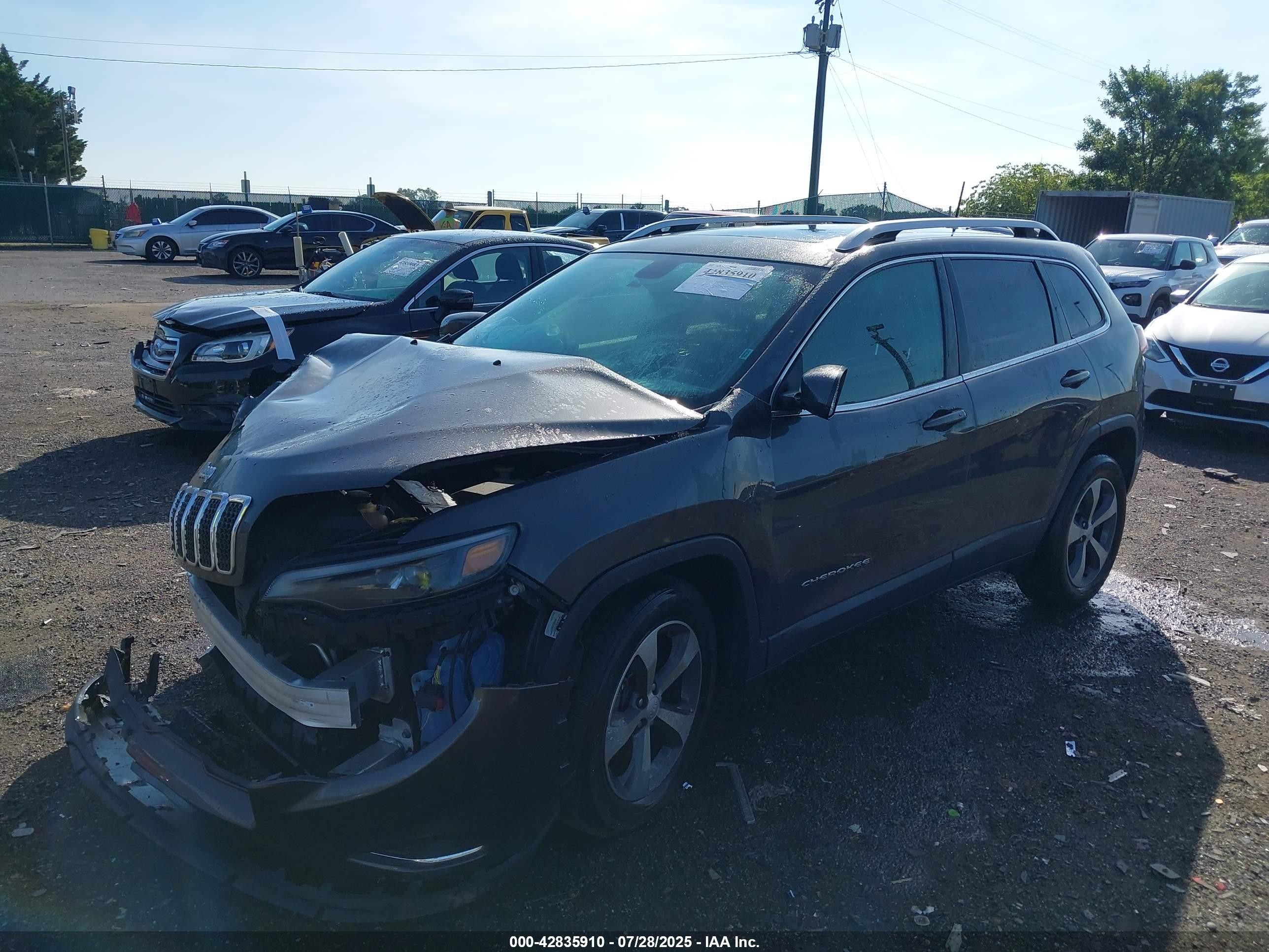 2019 Jeep Cherokee VIN 1C4PJMDX5KD386940 IAAI salvage auction — Front End, Salvage - Greater Than 75% (Maryland), sold $1,200 on 2026-07-10 (photo 2)
