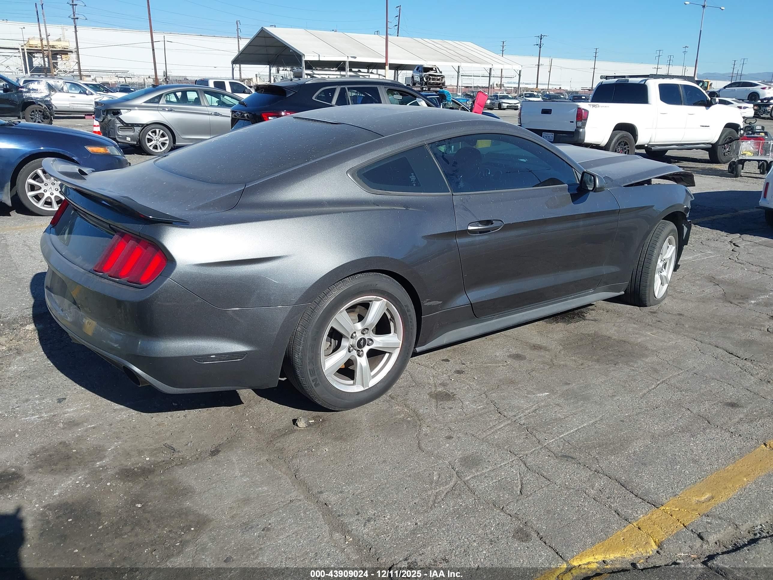 2017 Ford Mustang VIN 1FA6P8AM5H5317007 IAAI salvage auction — Front End, Salvage (Texas), sold $1,450 on 2026-07-07 (photo 4)