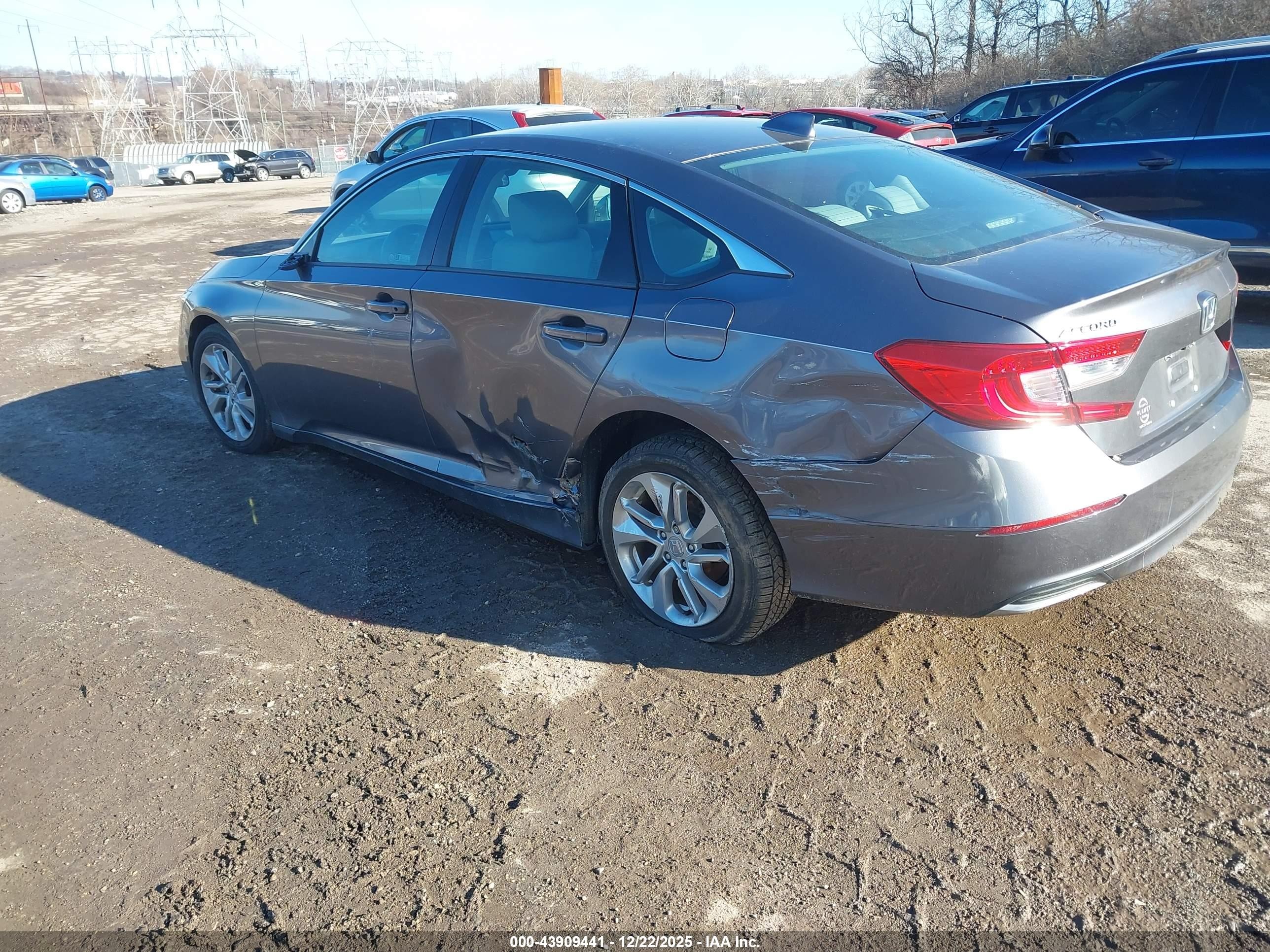 2018 Honda Accord VIN 1HGCV1F14JA252335 IAAI salvage auction — Rear End, Salvage (Pennsylvania), sold $3,900 on 2026-09-23 (photo 3)