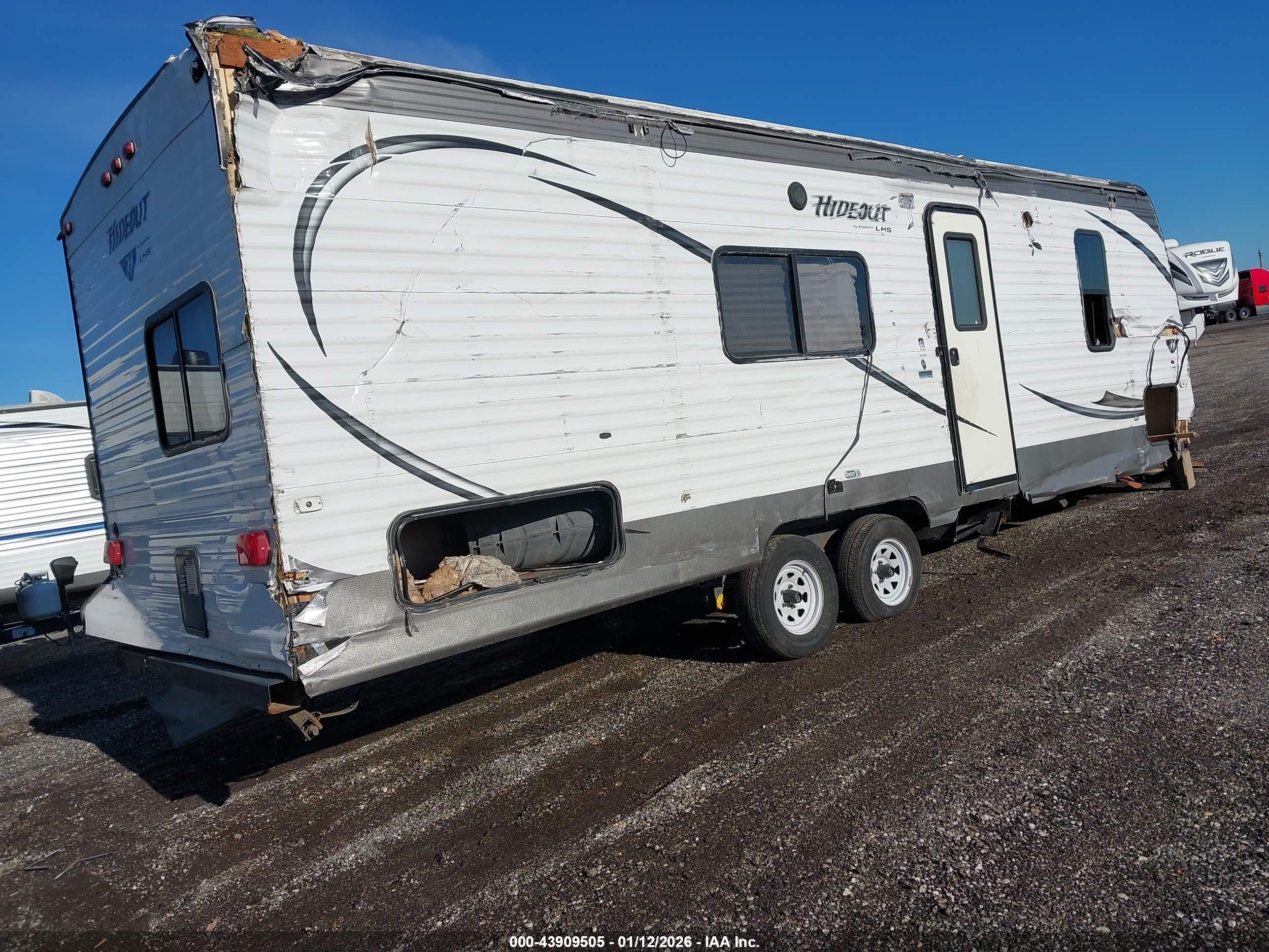 2016 Keystone Hideout VIN 4YDT26027G7203266 IAAI salvage auction — Front & Rear, Regular Certificate (Iowa), sold $1,500 on 2026-10-19 (photo 4)