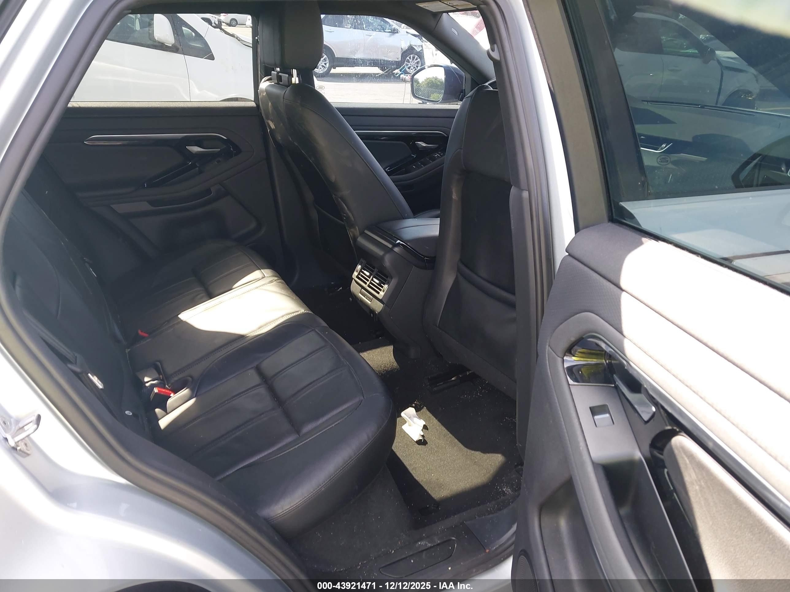 2020 Land rover Range rover evoque VIN SALZJ2FX2LH100426 IAAI salvage auction — Front & Rear, Rebuildable (Florida), sold $6,100 on 2026-09-06 (photo 8)