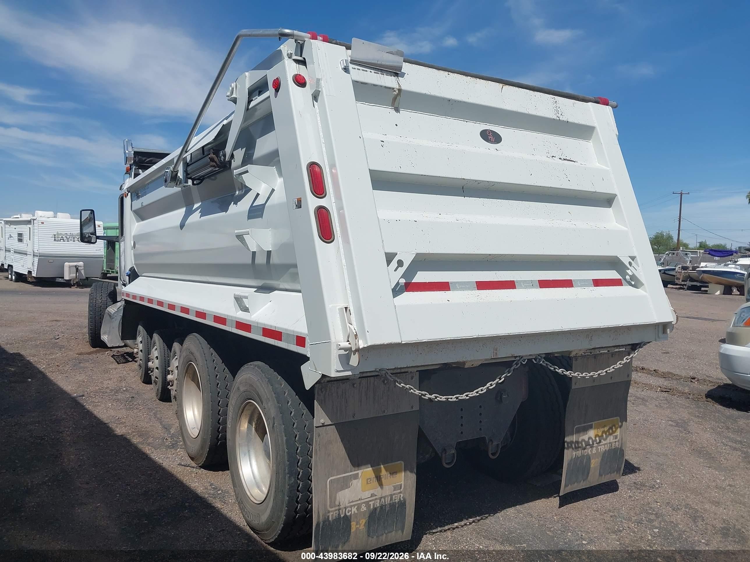 2026 Peterbilt 567 VIN 1NPCX4EX6TD775866 IAAI salvage auction — Front End, Salvage (Arizona), sold $77,500 on 2026-10-01 (photo 3)