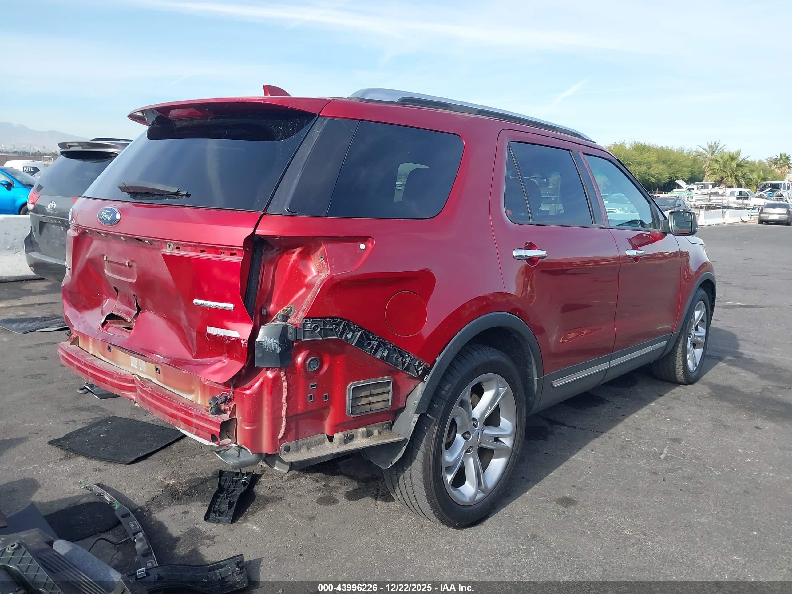 2016 Ford Explorer VIN 1FM5K7F89GGC23964 IAAI salvage auction — Rear End, Salvage (Utah), sold $2,700 on 2026-07-10 (photo 4)