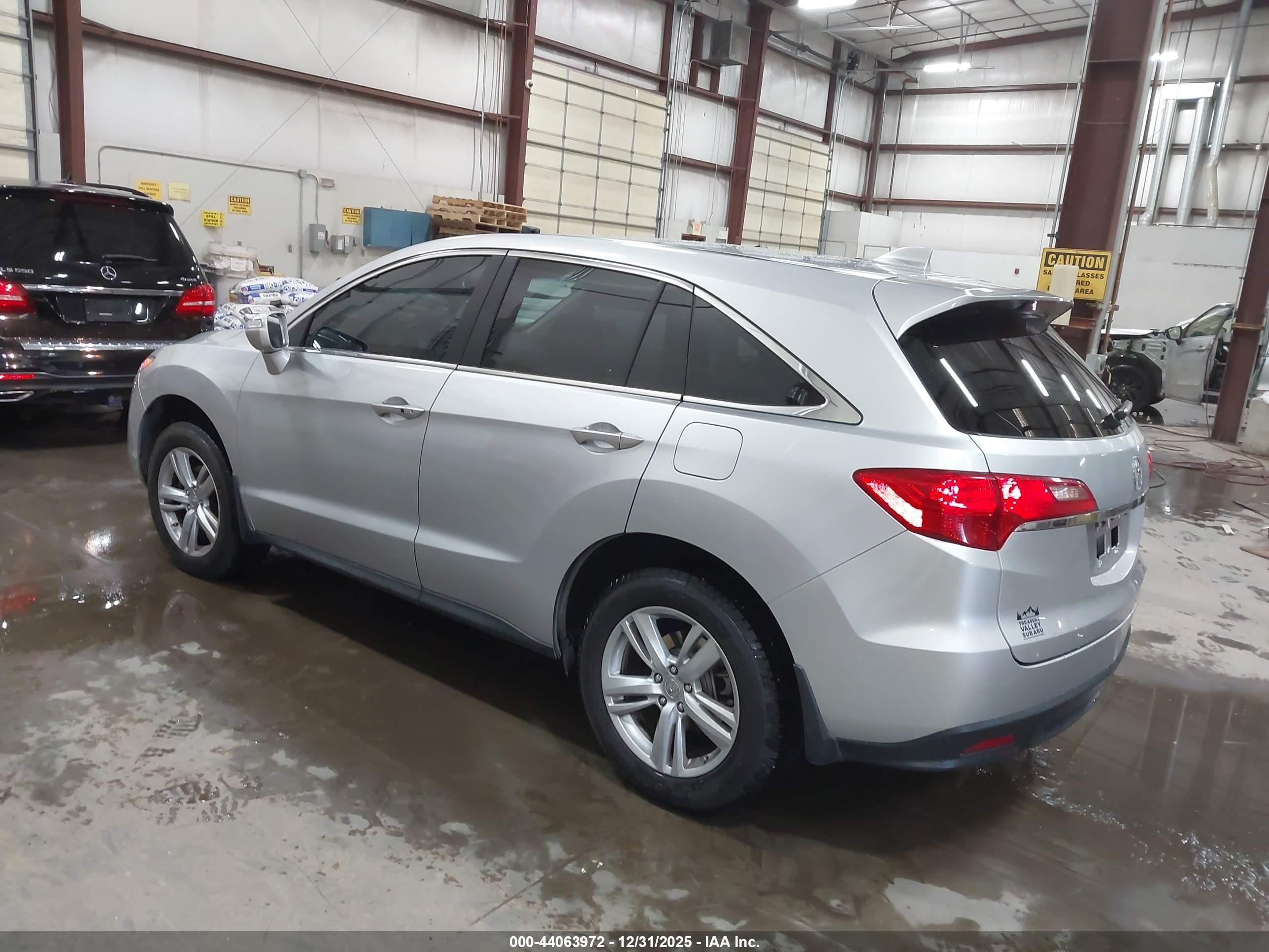 2015 Acura RDX VIN 5J8TB4H39FL008359 IAAI salvage auction — Side, Salvage (Idaho), sold $2,250 on 2026-07-10 (photo 3)