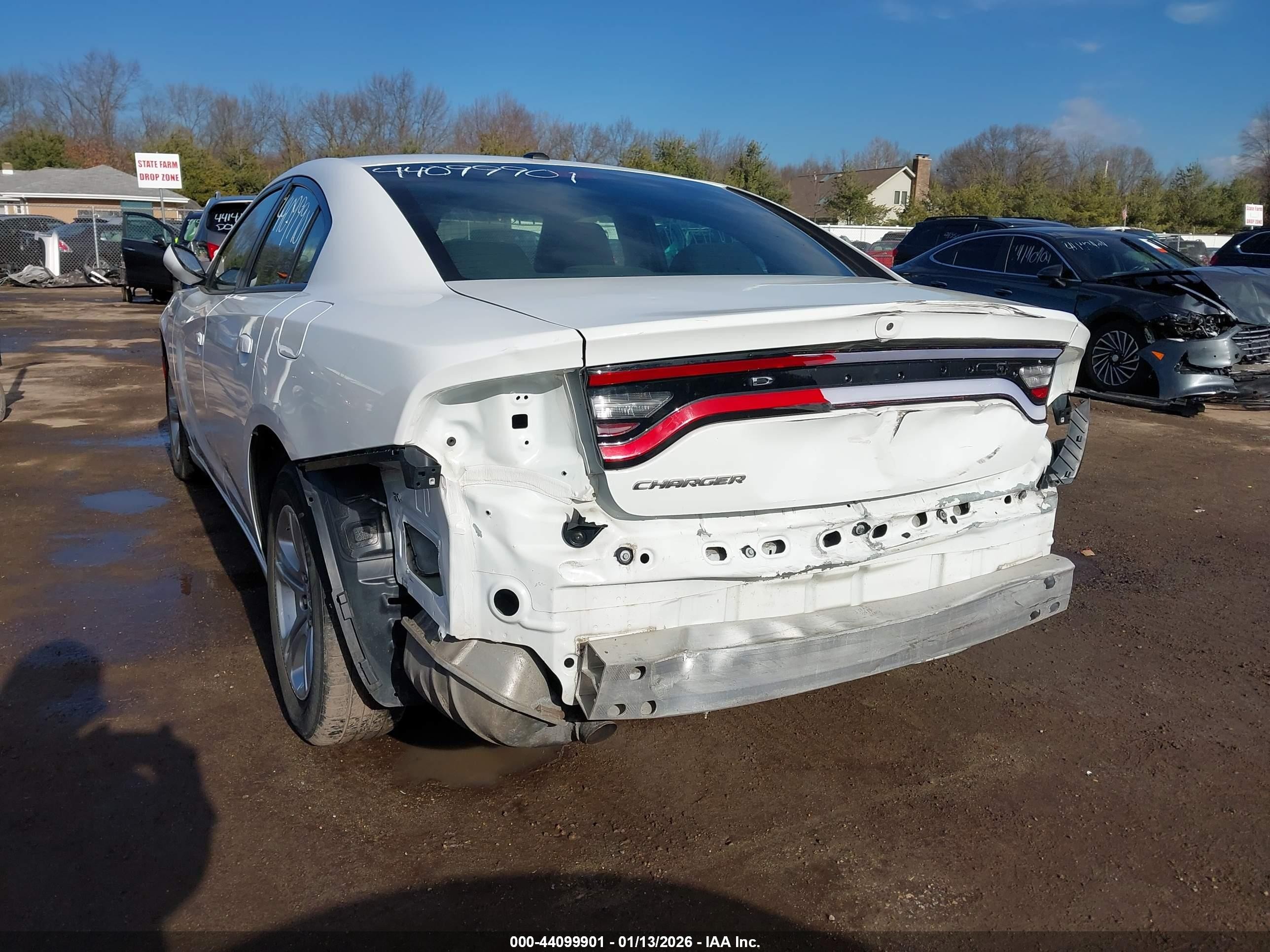 2022 Dodge Charger VIN 2C3CDXBG4NH149541 IAAI salvage auction — Rear End, Salvage (Indiana), sold $5,750 on 2026-07-07 (photo 6)